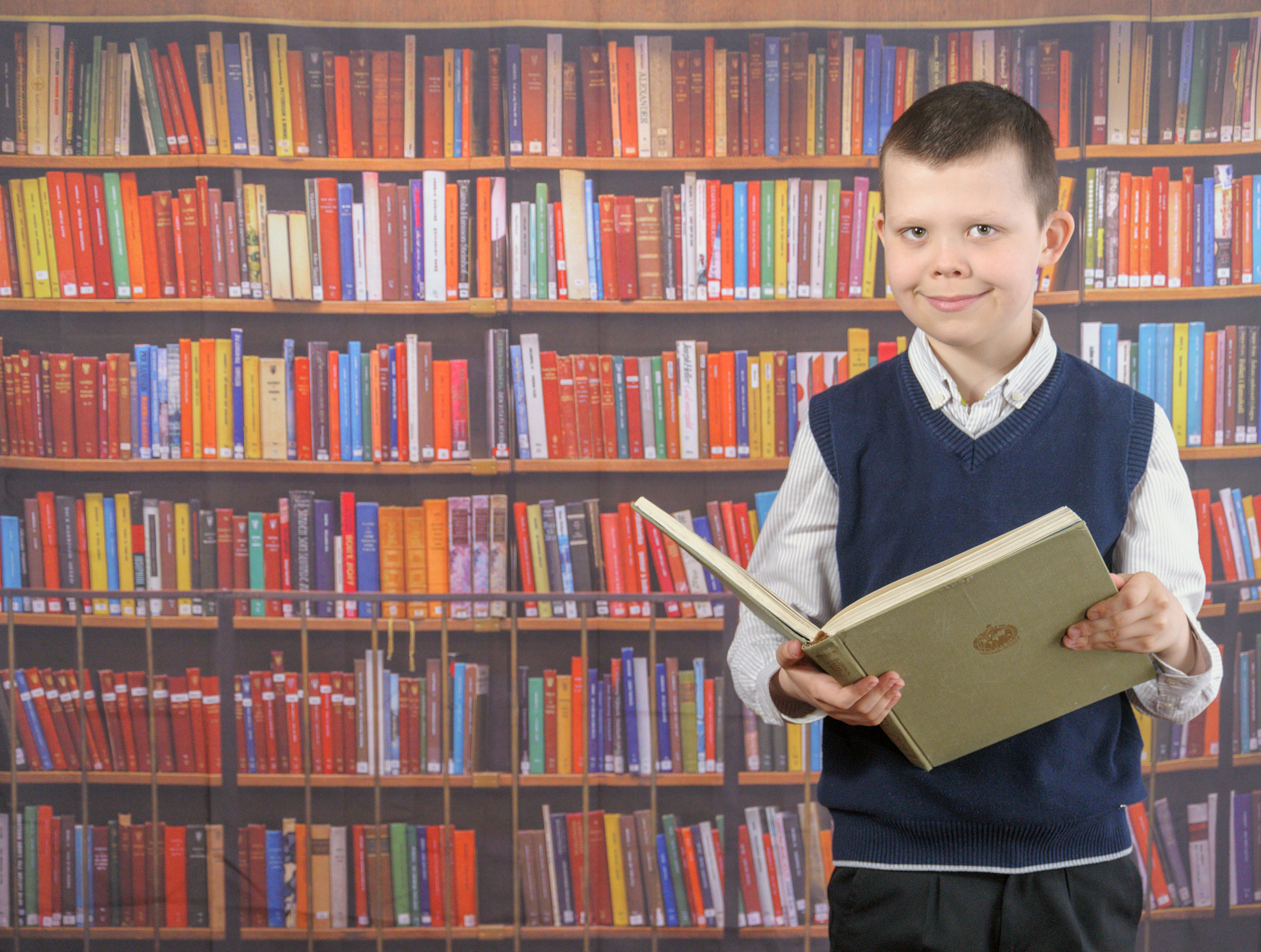 Для школьников — 1100 руб. Школьный фотограф/видеограф в Санкт-Петербурге Константин Ольхин