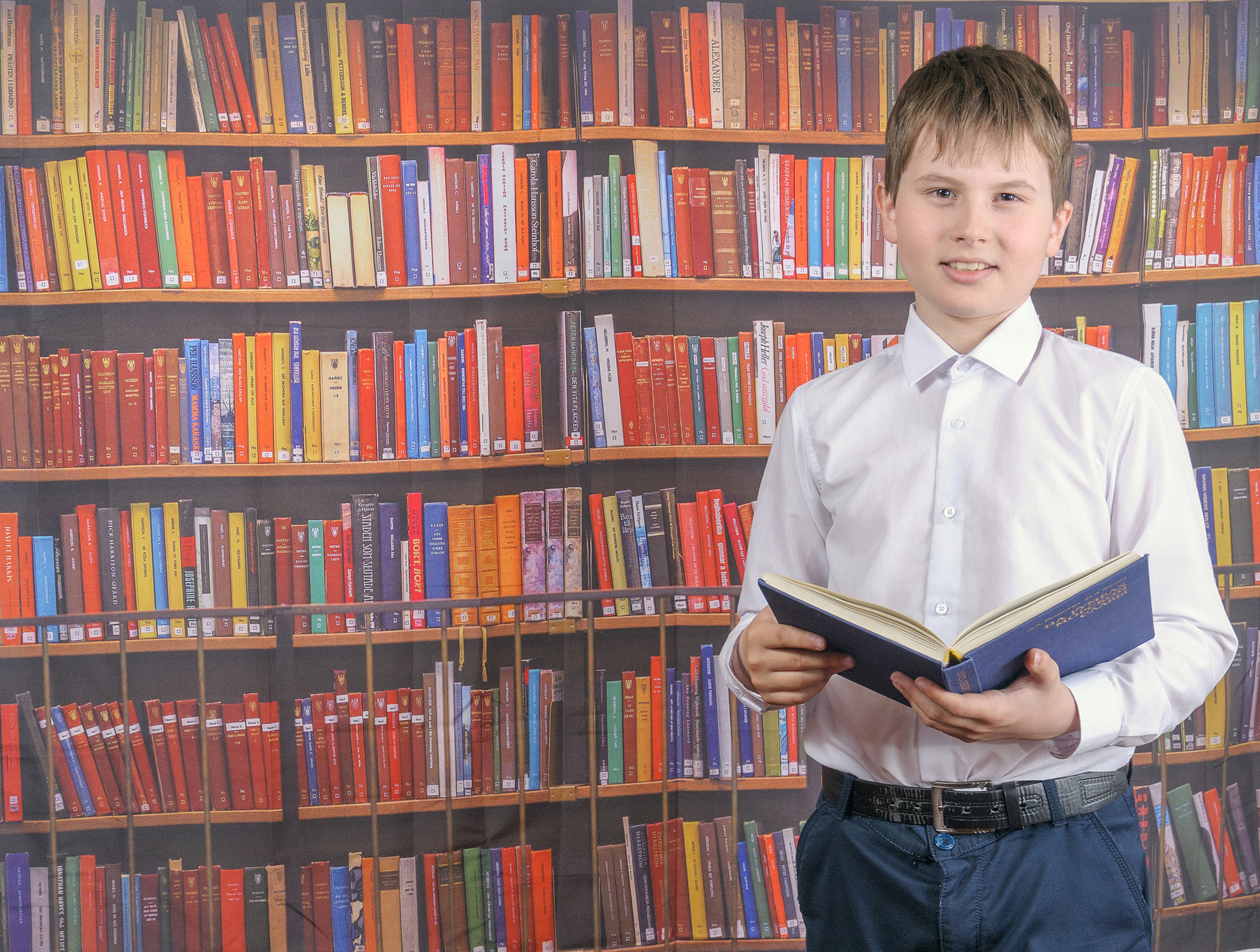 Для школьников — 1100 руб. Школьный фотограф/видеограф в Санкт-Петербурге Константин Ольхин