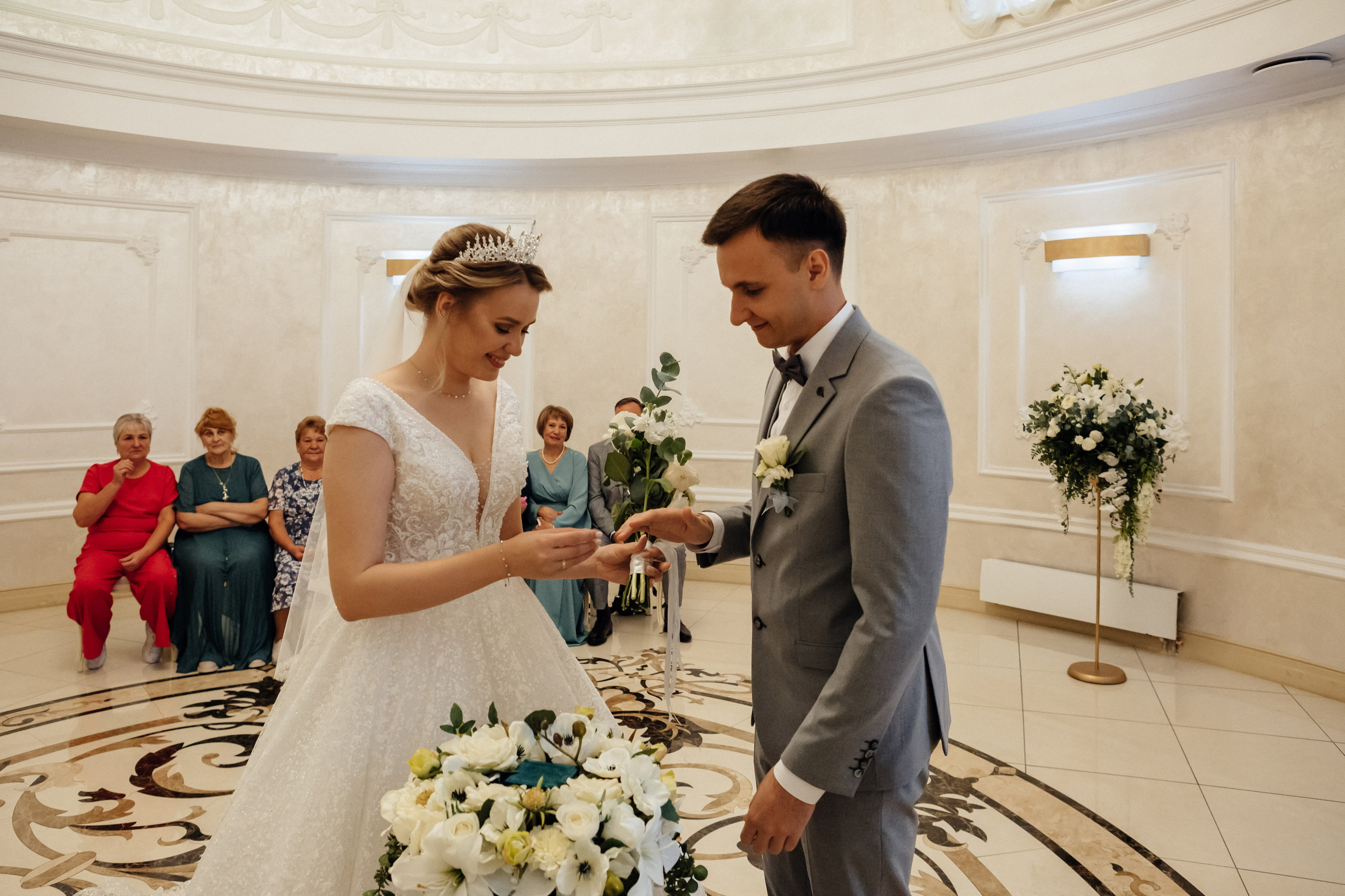 Анонс свадьбы Влада и Дарьи. Свадебный и семейный фотограф Елена Иштулкина