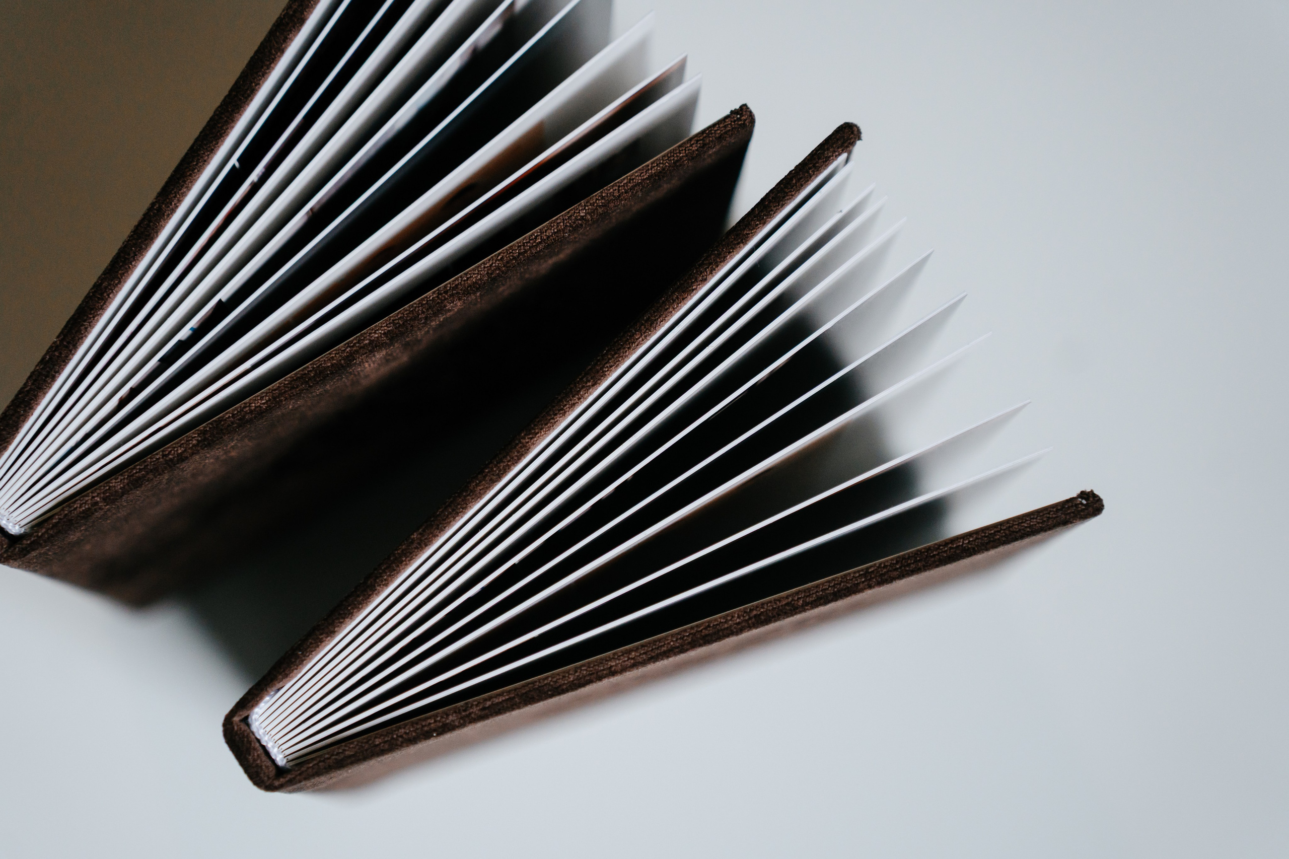 Фотокнига для семейных и свадебных фотографий СПБ и Москва. Семейный и свадебный фотограф в Санкт-Петербурге и Москве