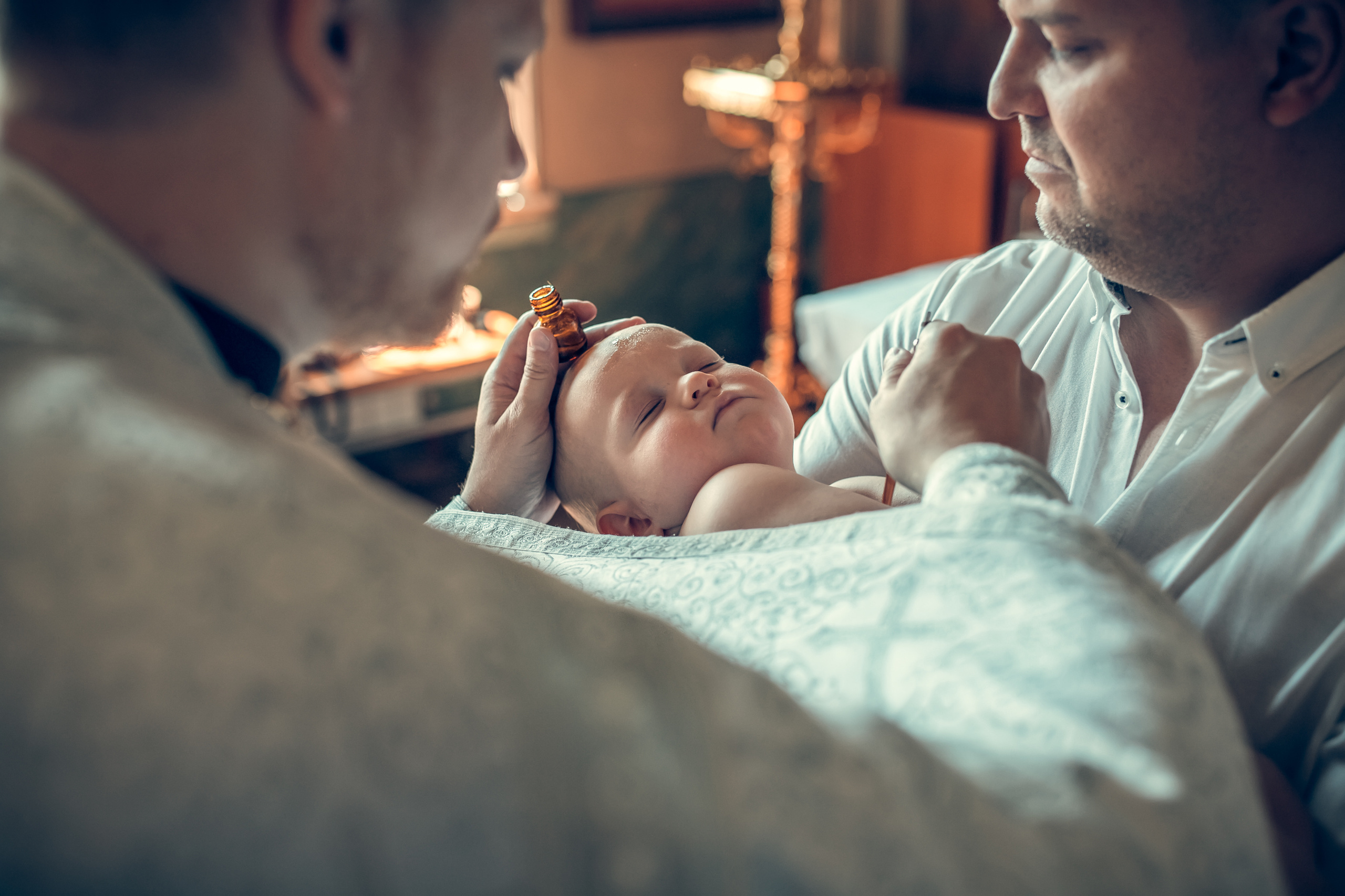 Крещение младенца Саввы в Храме Живоначальной Троицы в Копосово. Екатерина Крапивина фотограф церковных Таинств в Нижний Новгороде