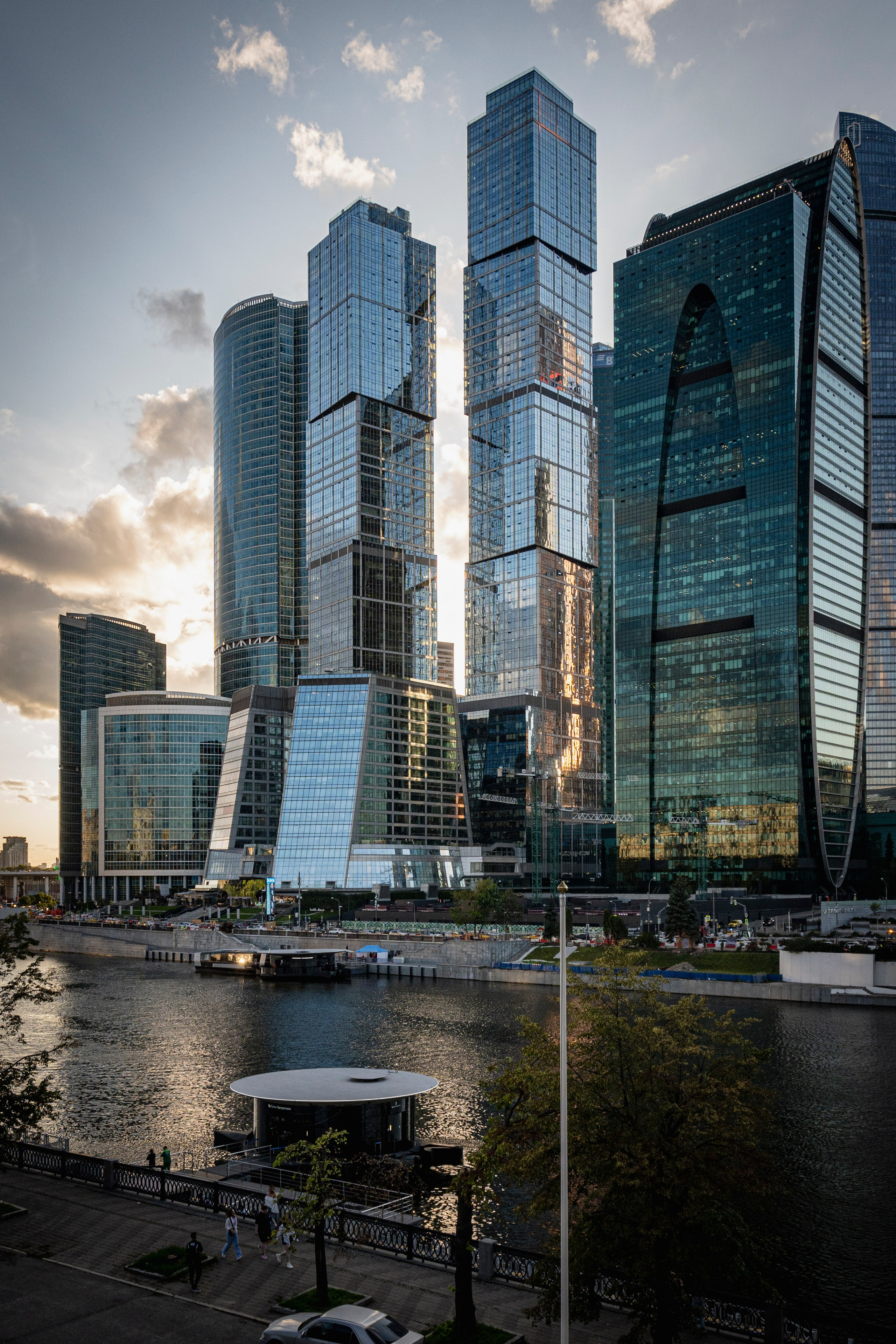 Фотопрогулка по мартовской Москве. Фотограф Роман Адлер
