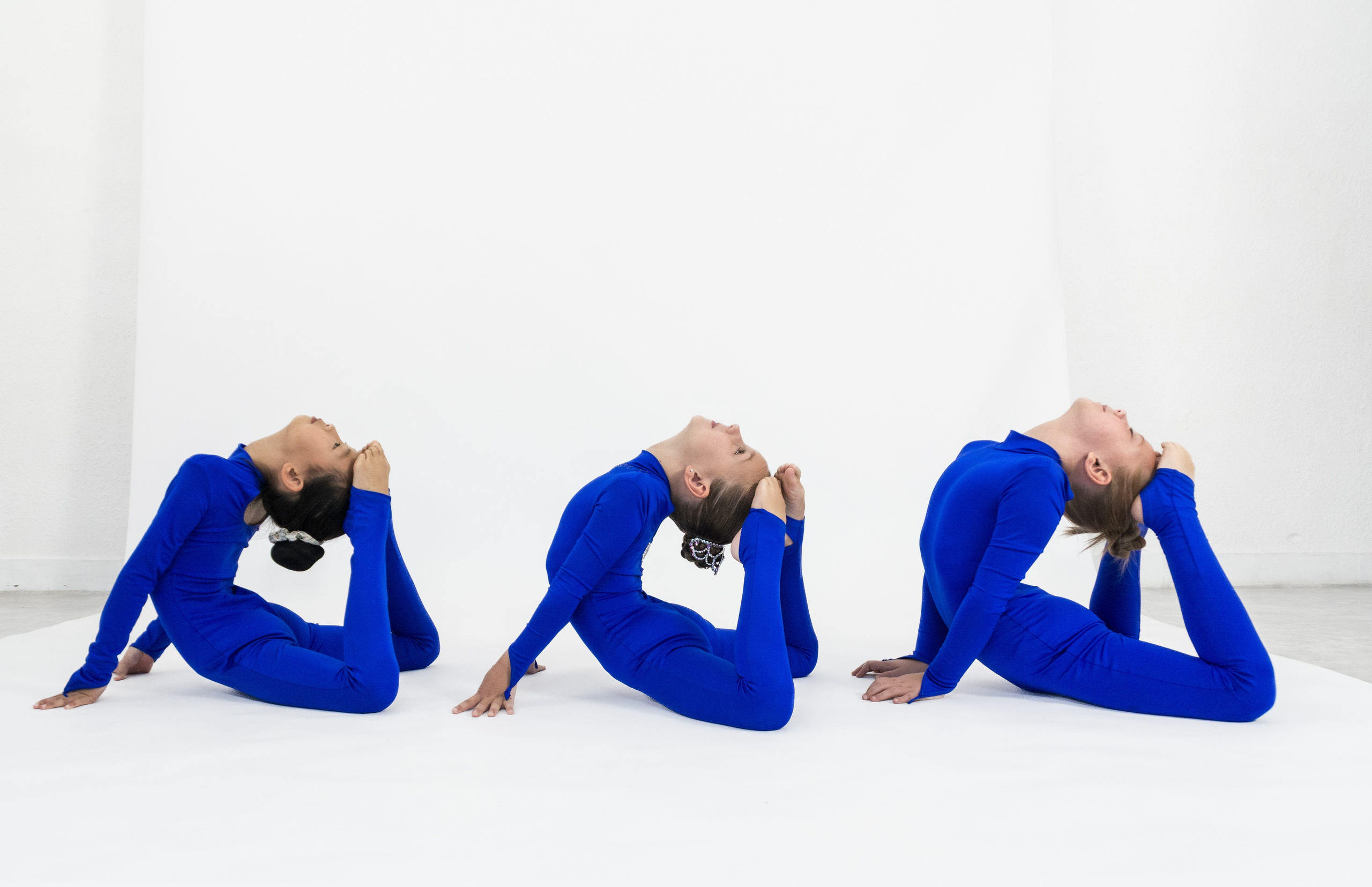 «Атмосферные» гимнастки. Елена Волкова семейный фотограф в станице Гостагаевской города-курорта Анапа