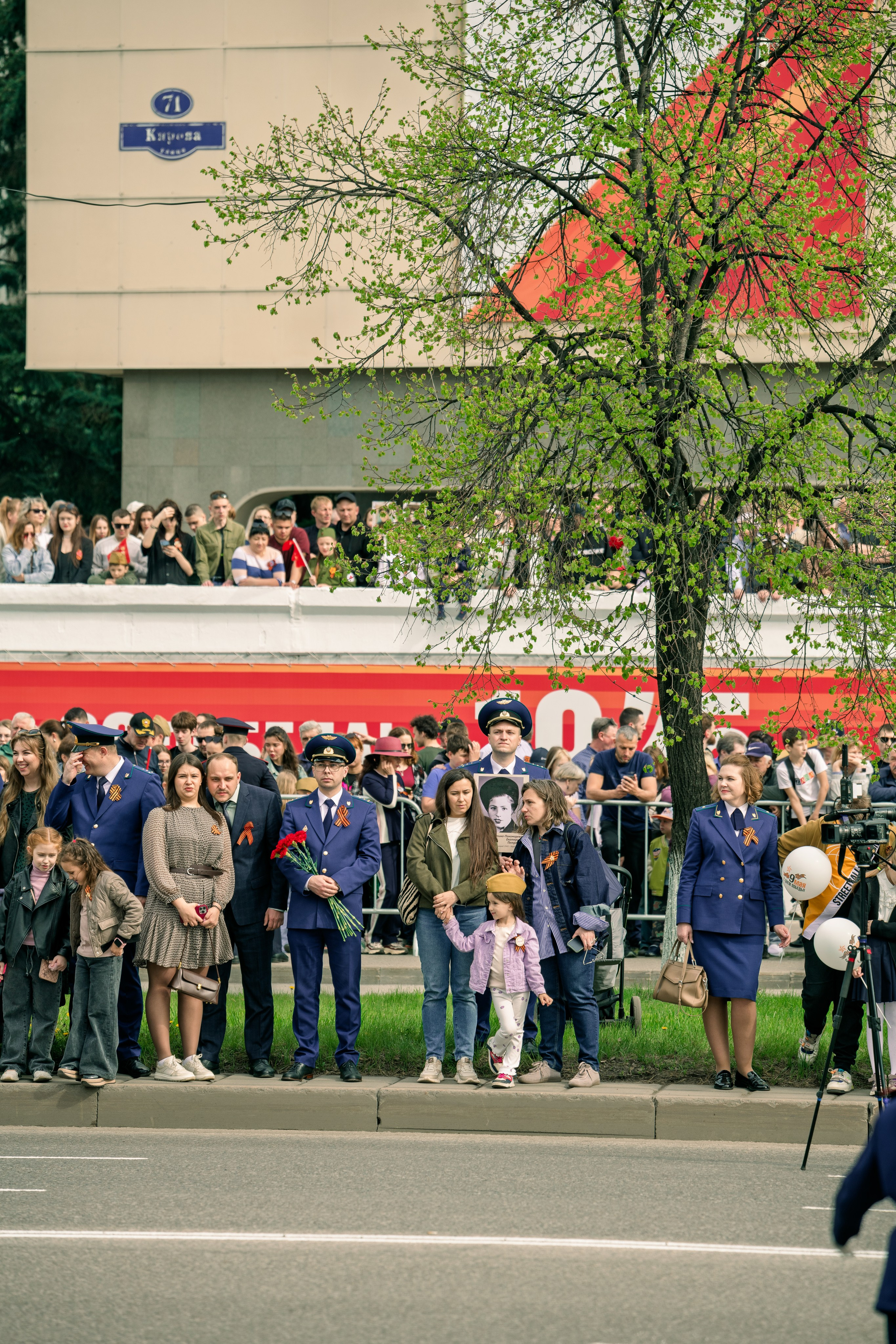 День Победы в Новокузнецке, 2025 год. Антон Непочатых — Большой мужской фотограф