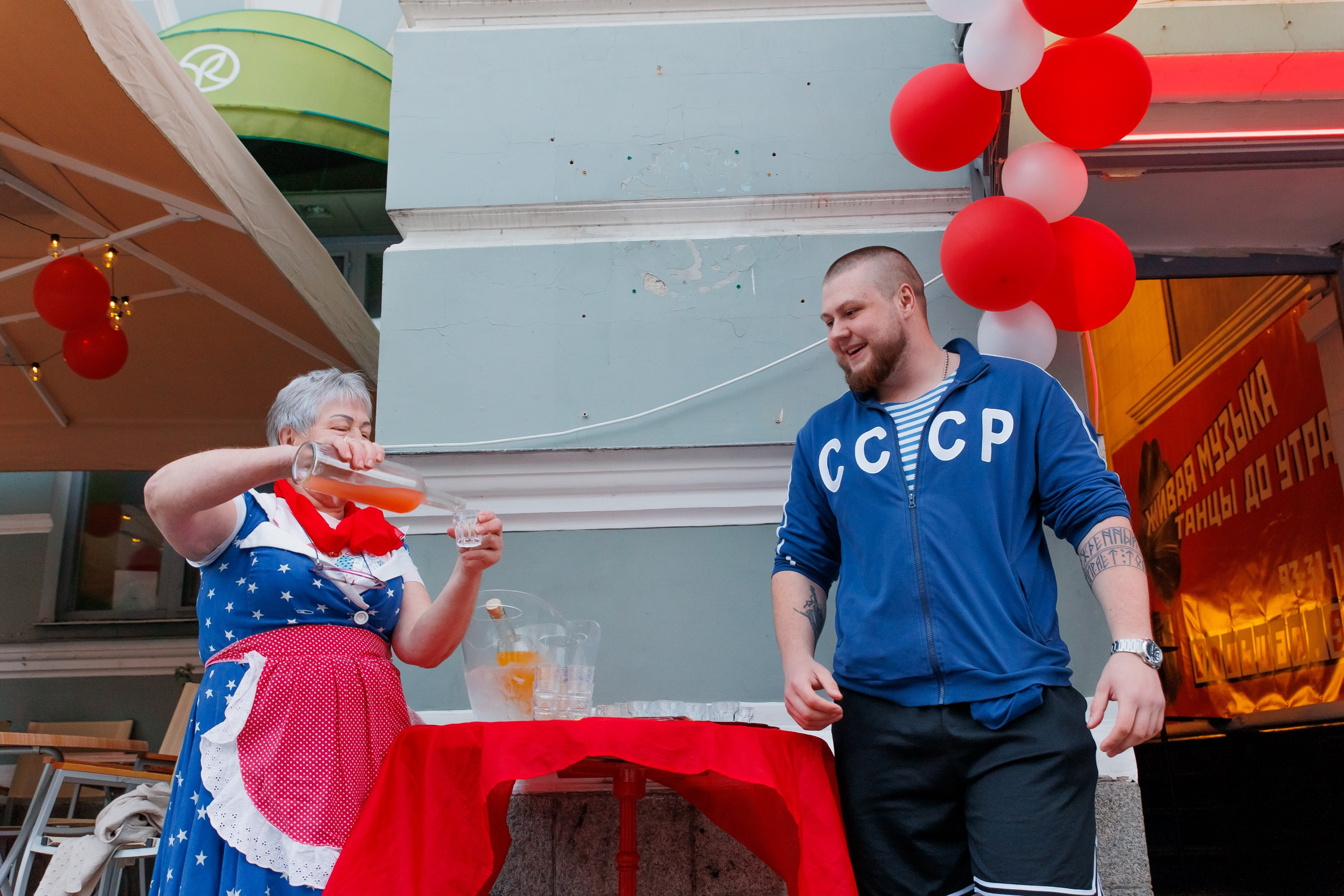 РЮМОЧНОЙ на углу ОДИН ГОД. СВОИ. ФОТООТЧЕТЫ-СОБЫТИЯ-МЕСТА