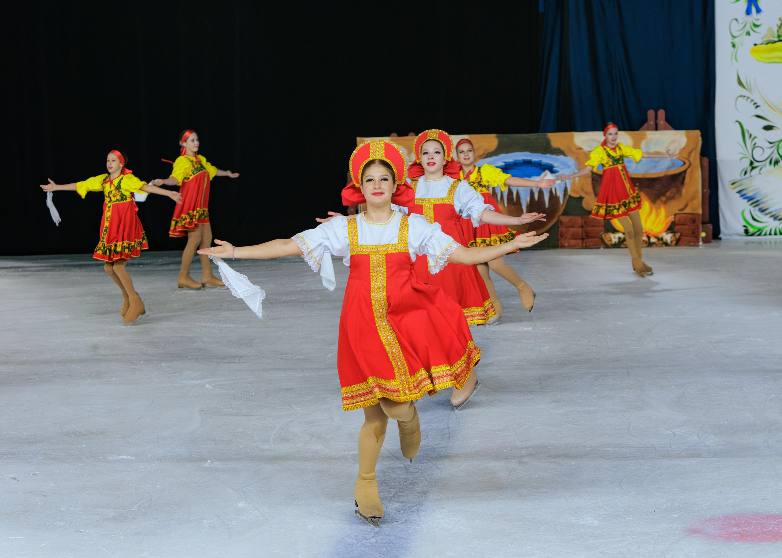Детский театр на льду «АЛЕКО». Выпускные альбомы и школьный фотограф в Подольске, Троицке, Щербинке, Москве и Московской области