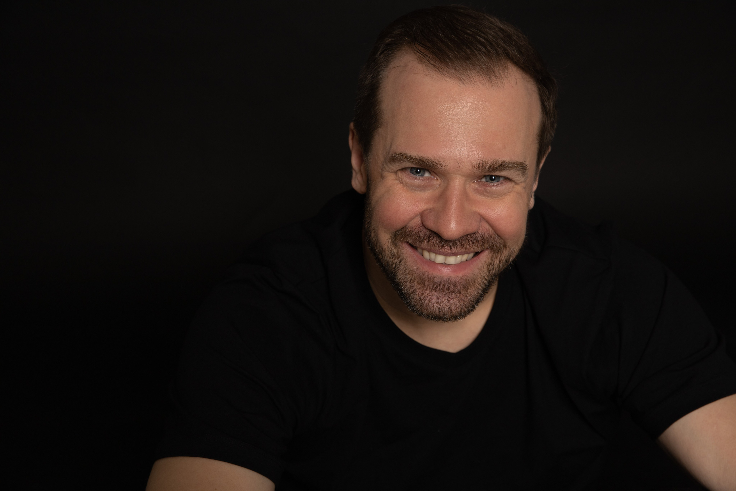 Studio. Фотосессии в студии СПб Портретный фотограф — Юрий Торлопов