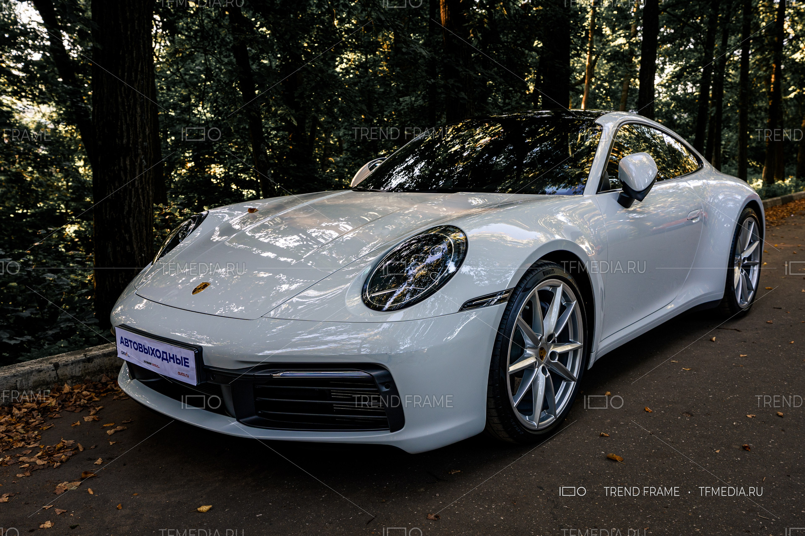 Porsche 911 Carrera на выставке Автовыходные 2025 Архангельское — фото TrendFrame