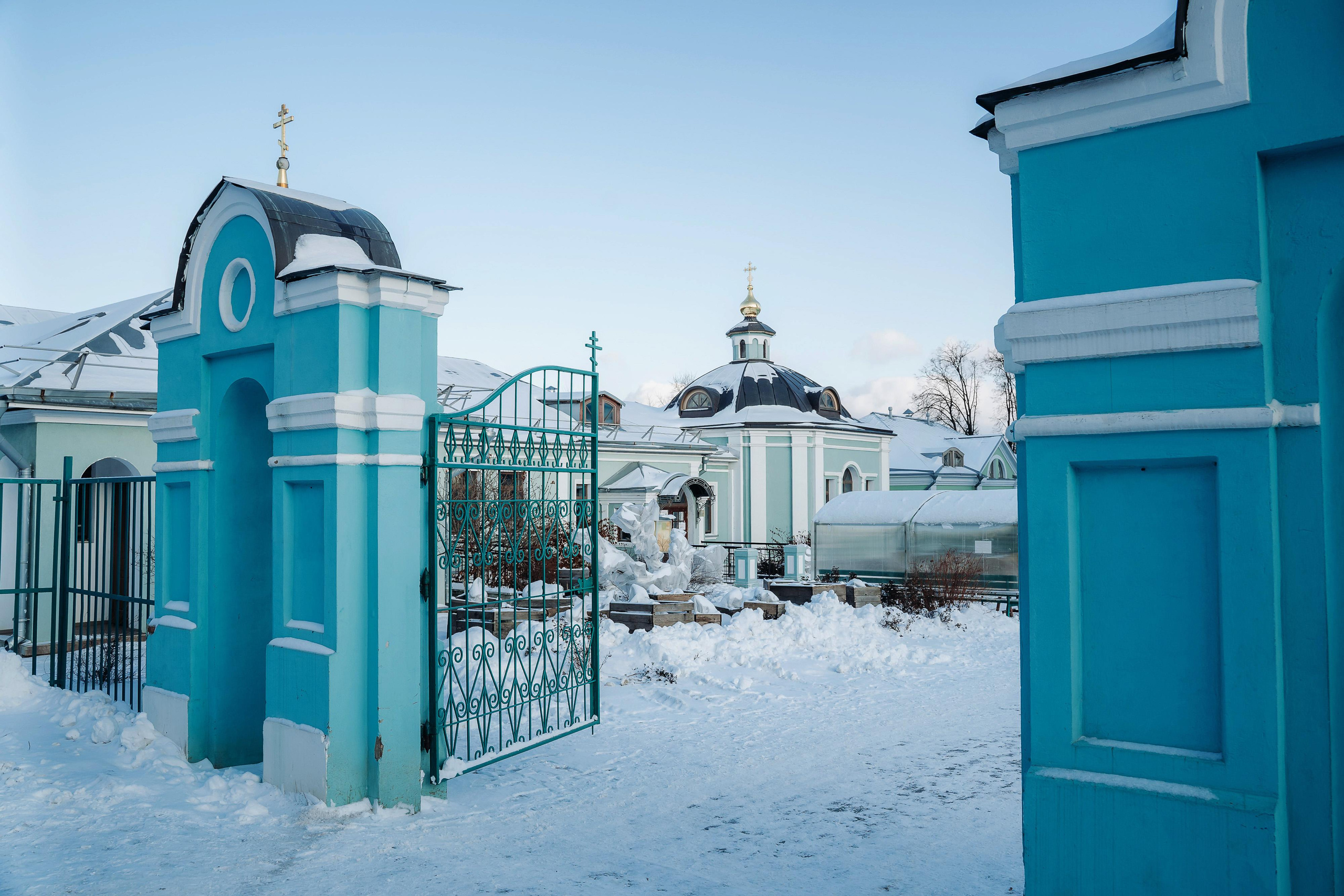 Фотограф на крещение в Крылацком церкви Рождества Богородицы