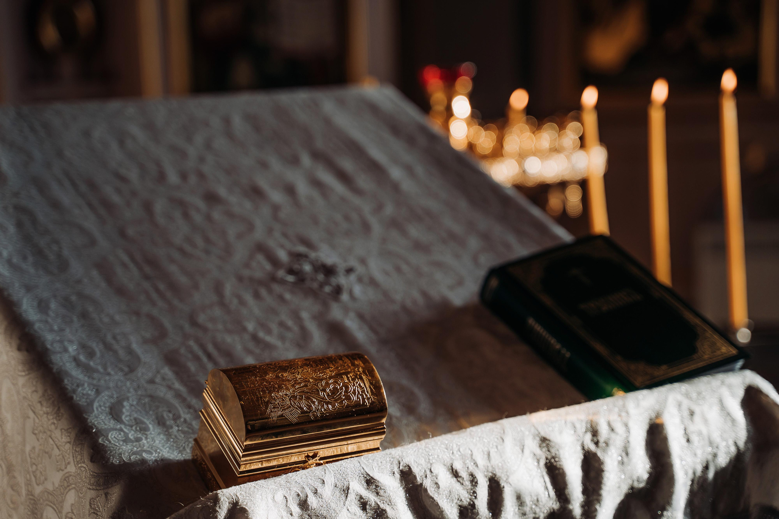 Фотограф на крещение в Крылацком церкви Рождества Богородицы