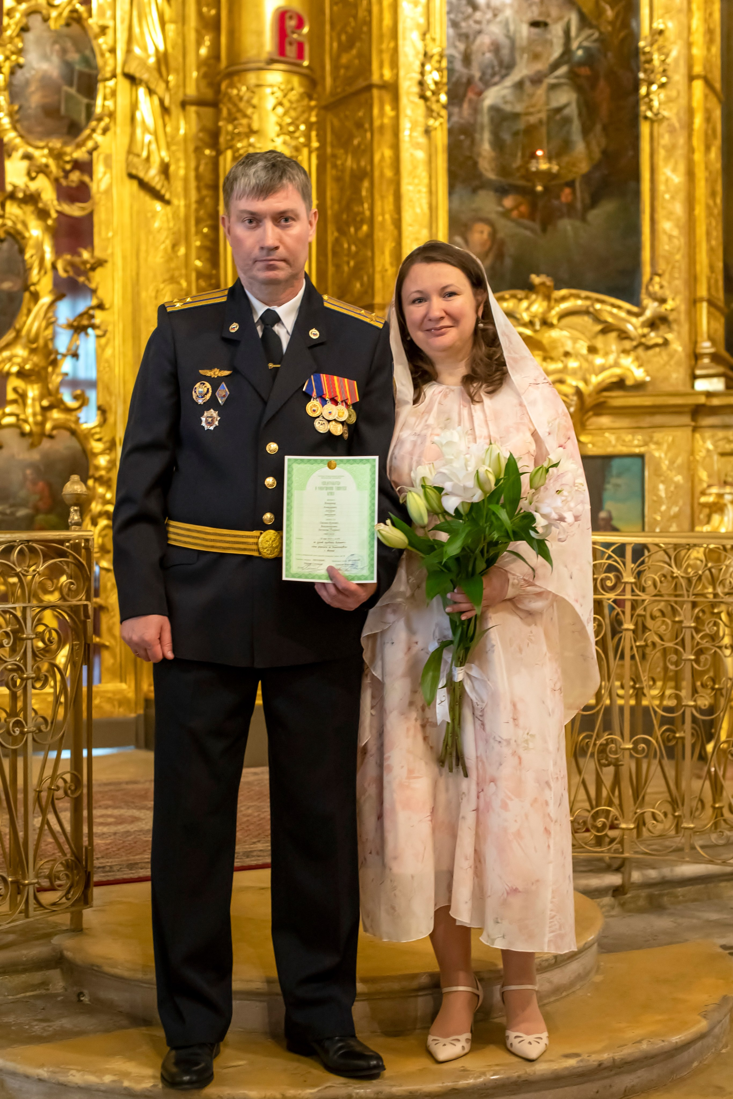 Венчание в храме Климента Папы Римского на Третьяковской. Свадебный и семейный фотограф в Москве Ирина Гончарова