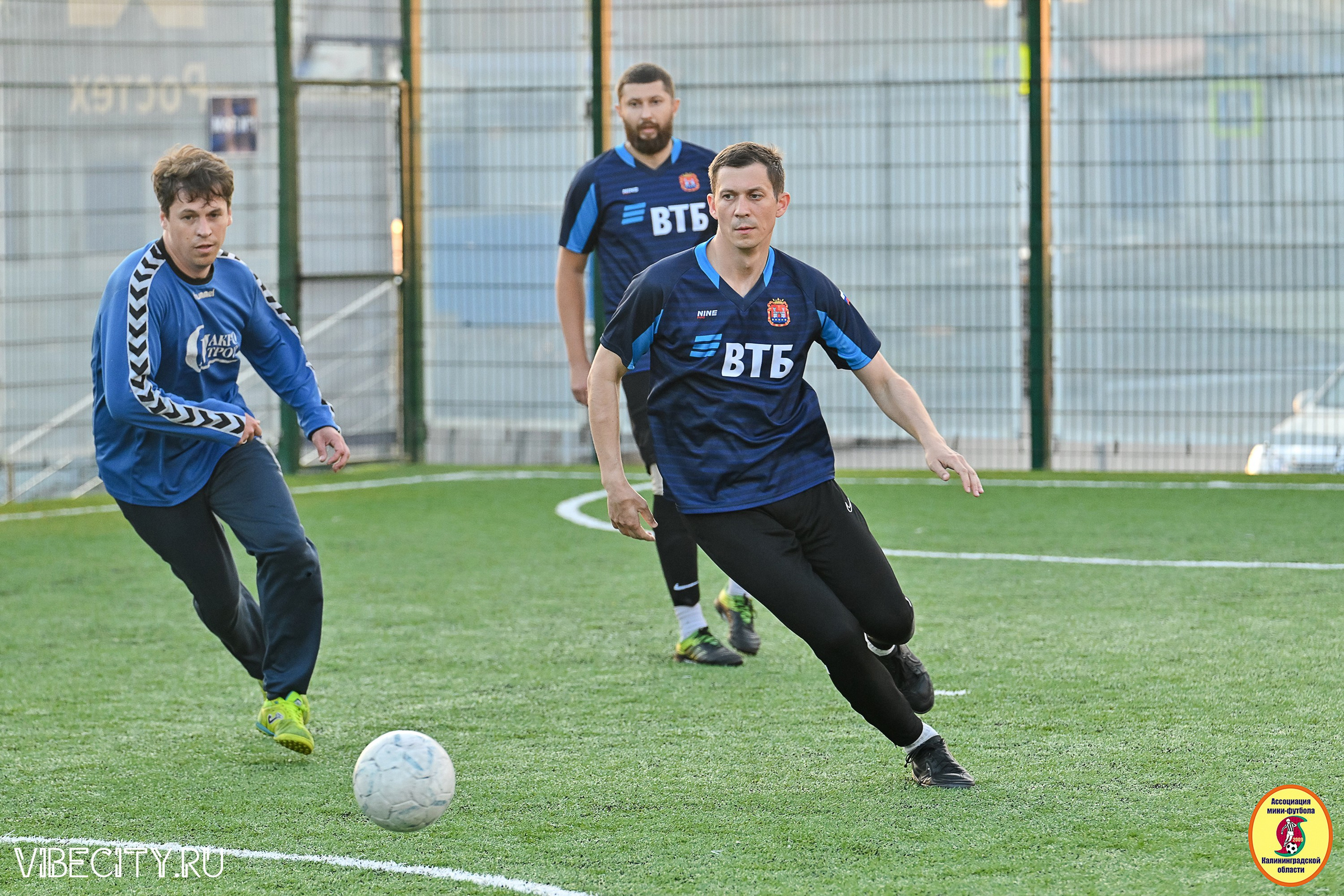 ИГРЫ МИНИ-ФУТБОЛЬНОЙ И КОРПОРАТИВНОЙ ЛИГИ. VIBECITY.RU Вайб Сити Ру Фоторепортажи Фотоотчеты Калининград