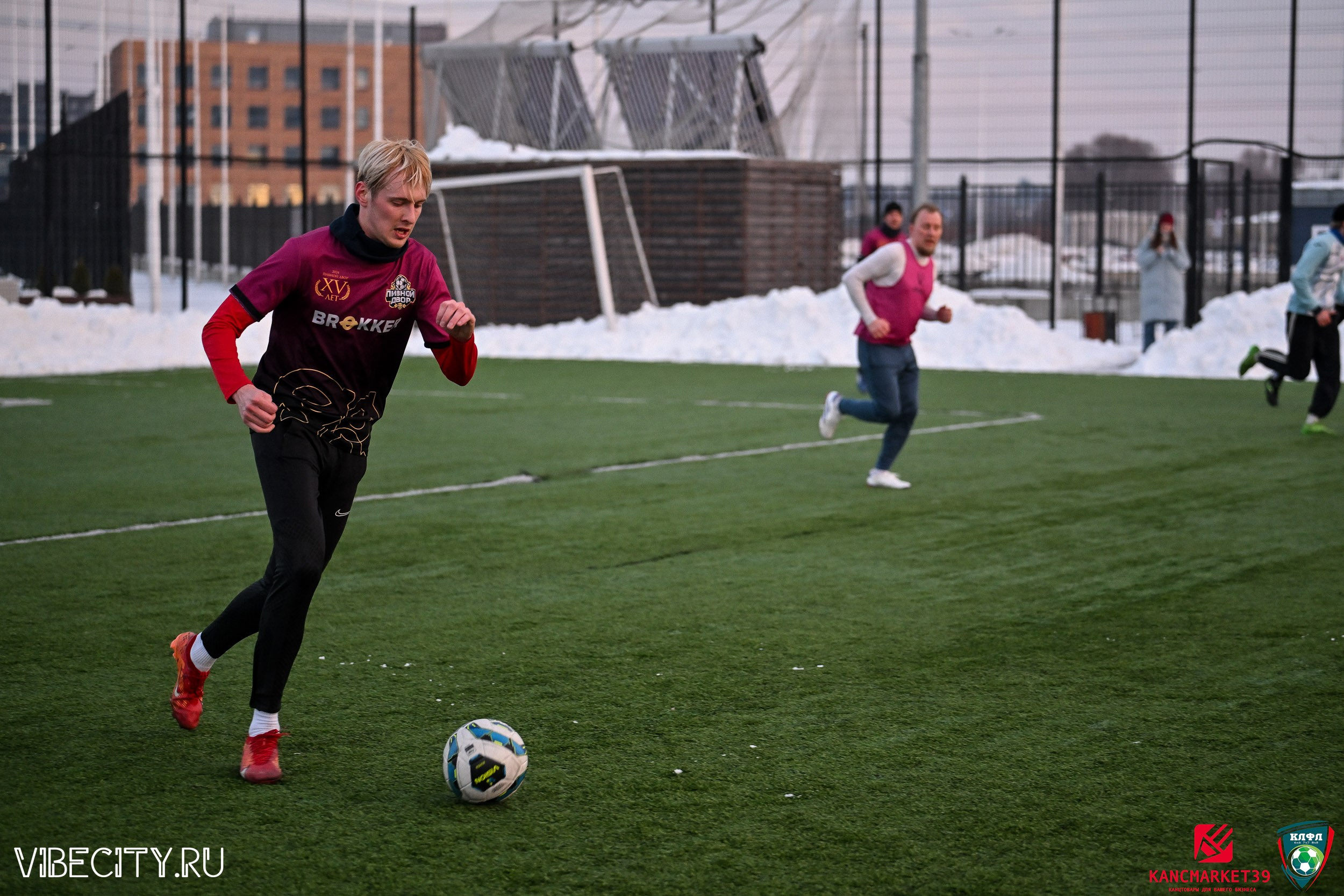 Калининградская Любительская Футбольная Лига, Премьер лига 14 тур, Бауцентр-Пивной двор. VIBECITY.RU Вайб Сити Ру Фоторепортажи Фотоотчеты Калининград