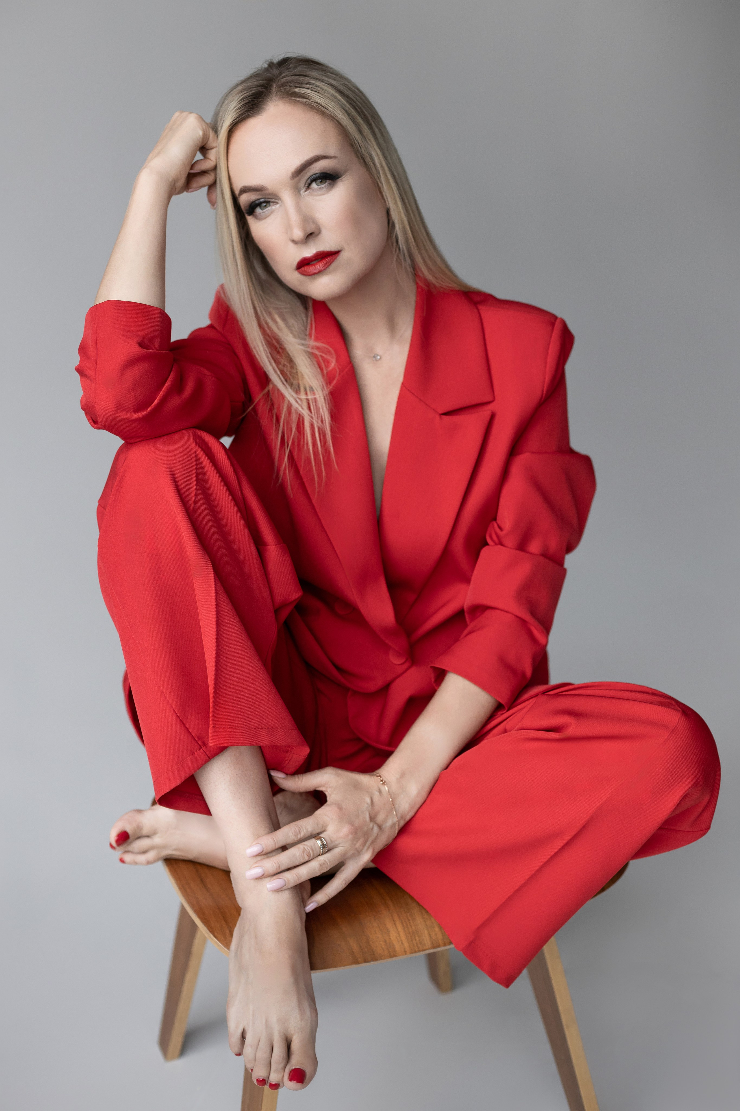 Фотосессия в студии фото. Примеры, стоимость. Фотограф Гладков Дмитрий.