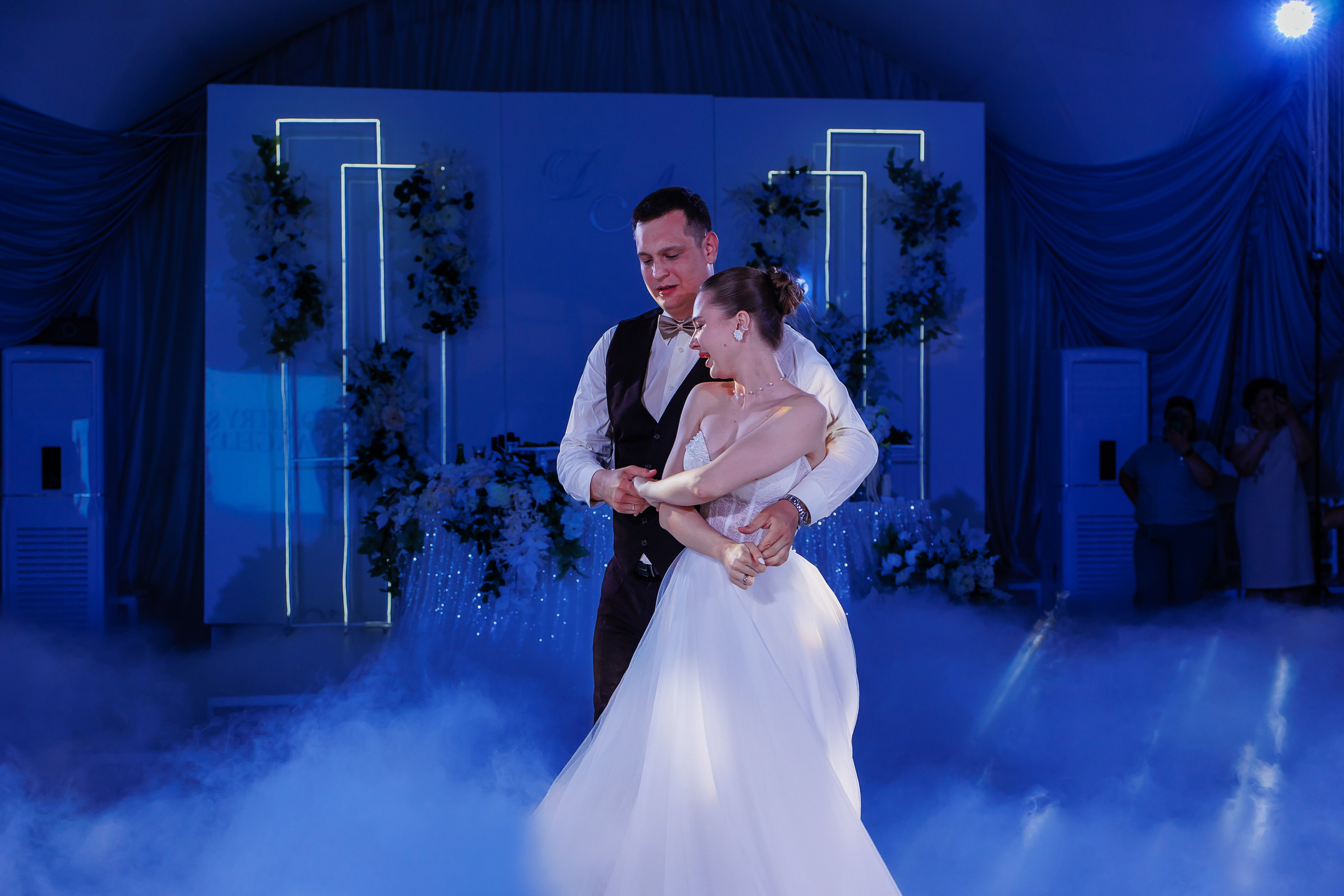 Свадебное фото в отеле Зеленый парк выездная регистрация и банкет в ресторане Гости. Дмитрий Шевченко свадебное фото в г. Краснодар — Армавир — Лабинск