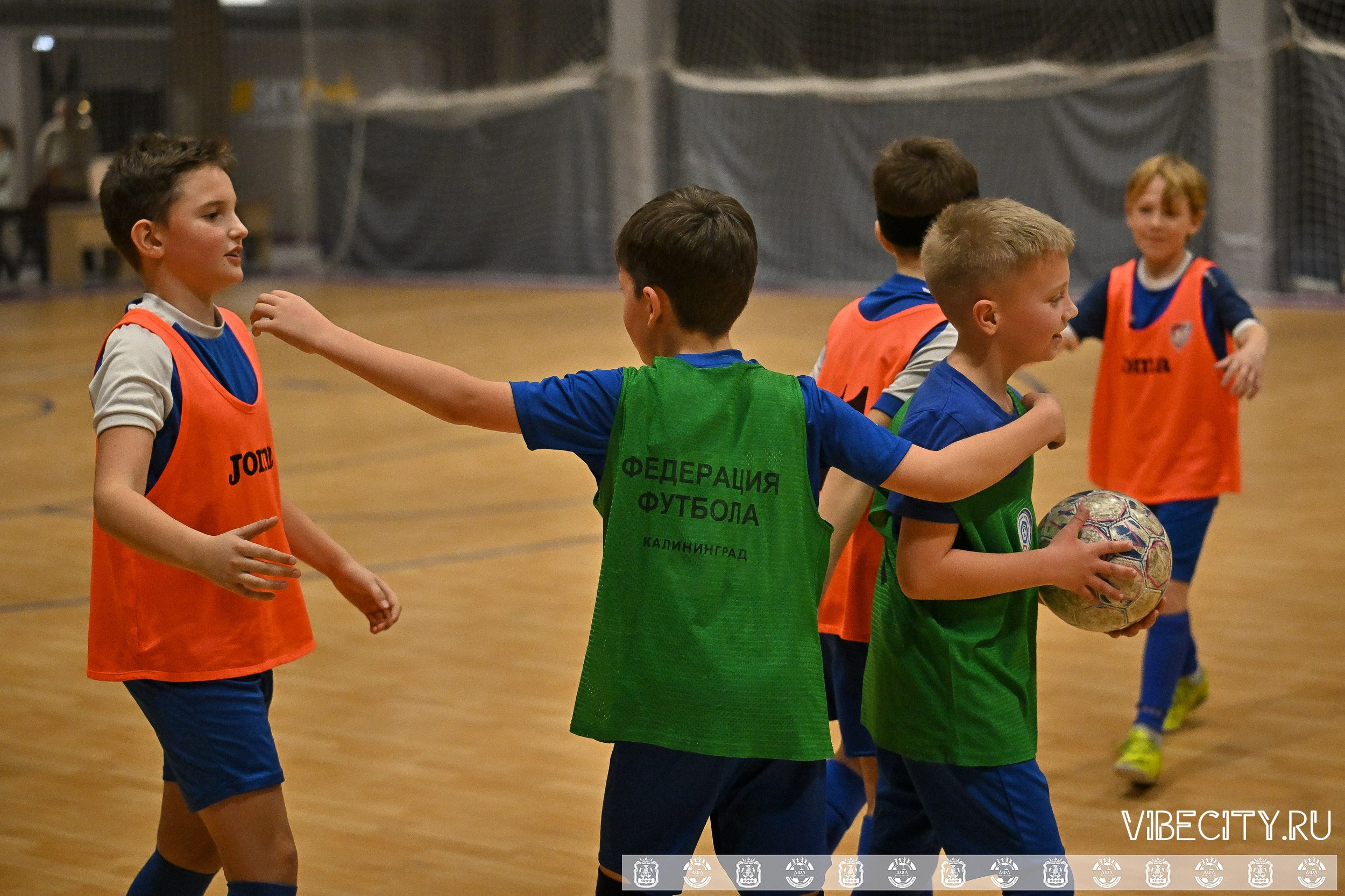 Балтийская лига по футзалу U11. VIBECITY.RU Вайб Сити Ру Фоторепортажи Фотоотчеты Калининград