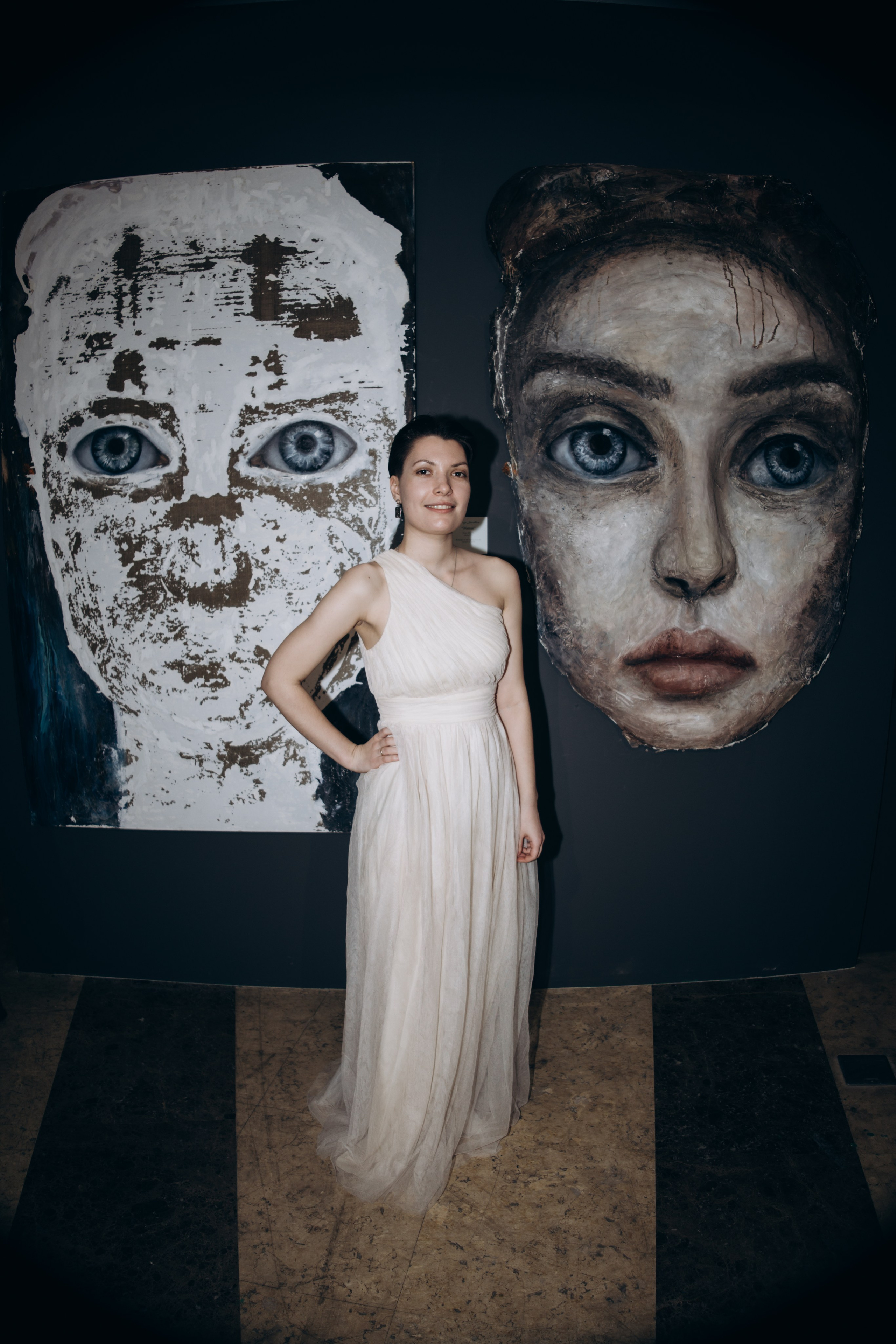 репортаж выставки художницы дарьи санатиной в москве