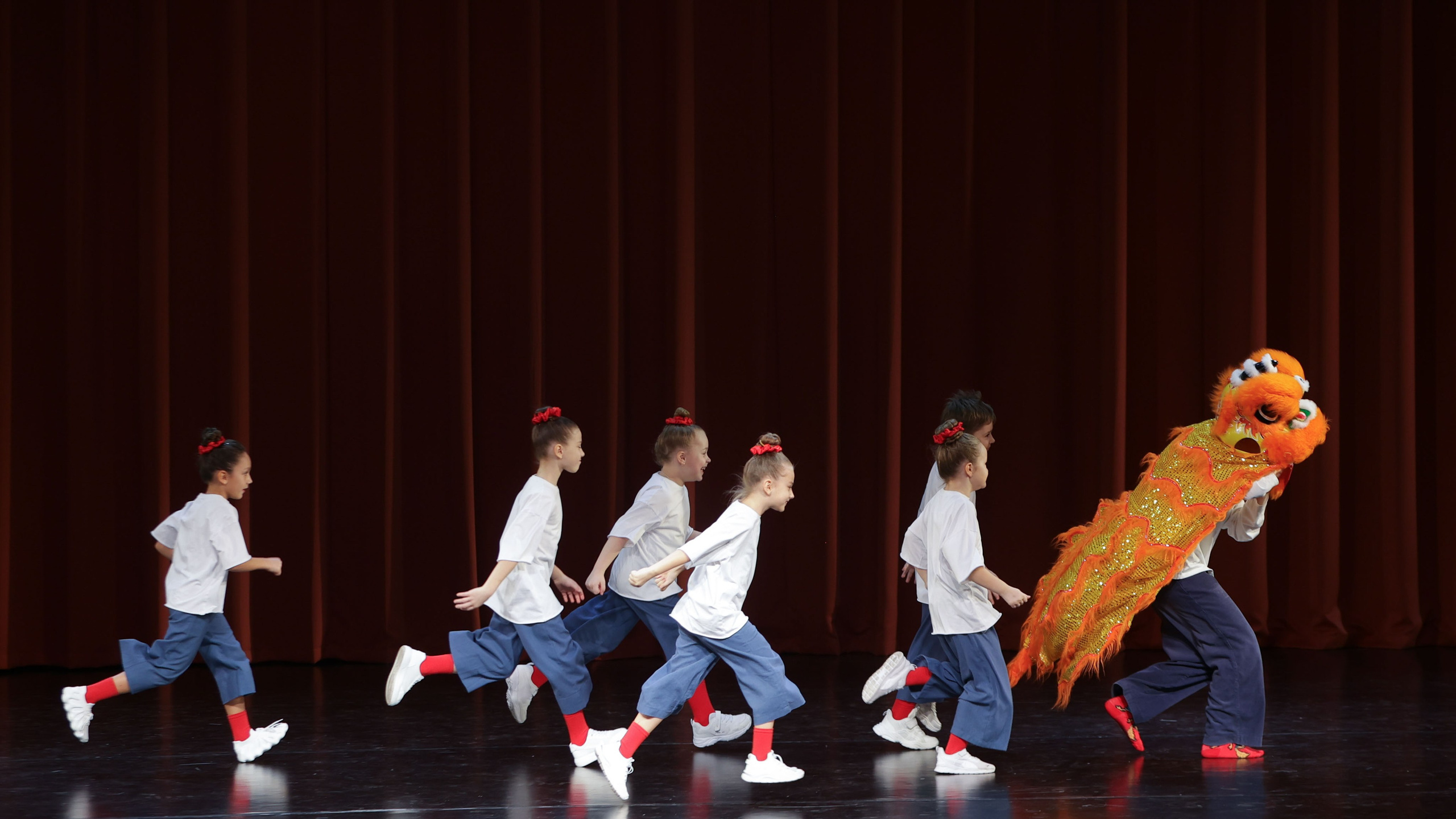 Фестиваль хореографического искусства «КУБОК ЛЕГЕНДЫ — 2025». Выпускные альбомы и школьный фотограф в Подольске, Троицке, Щербинке, Москве и Московской области