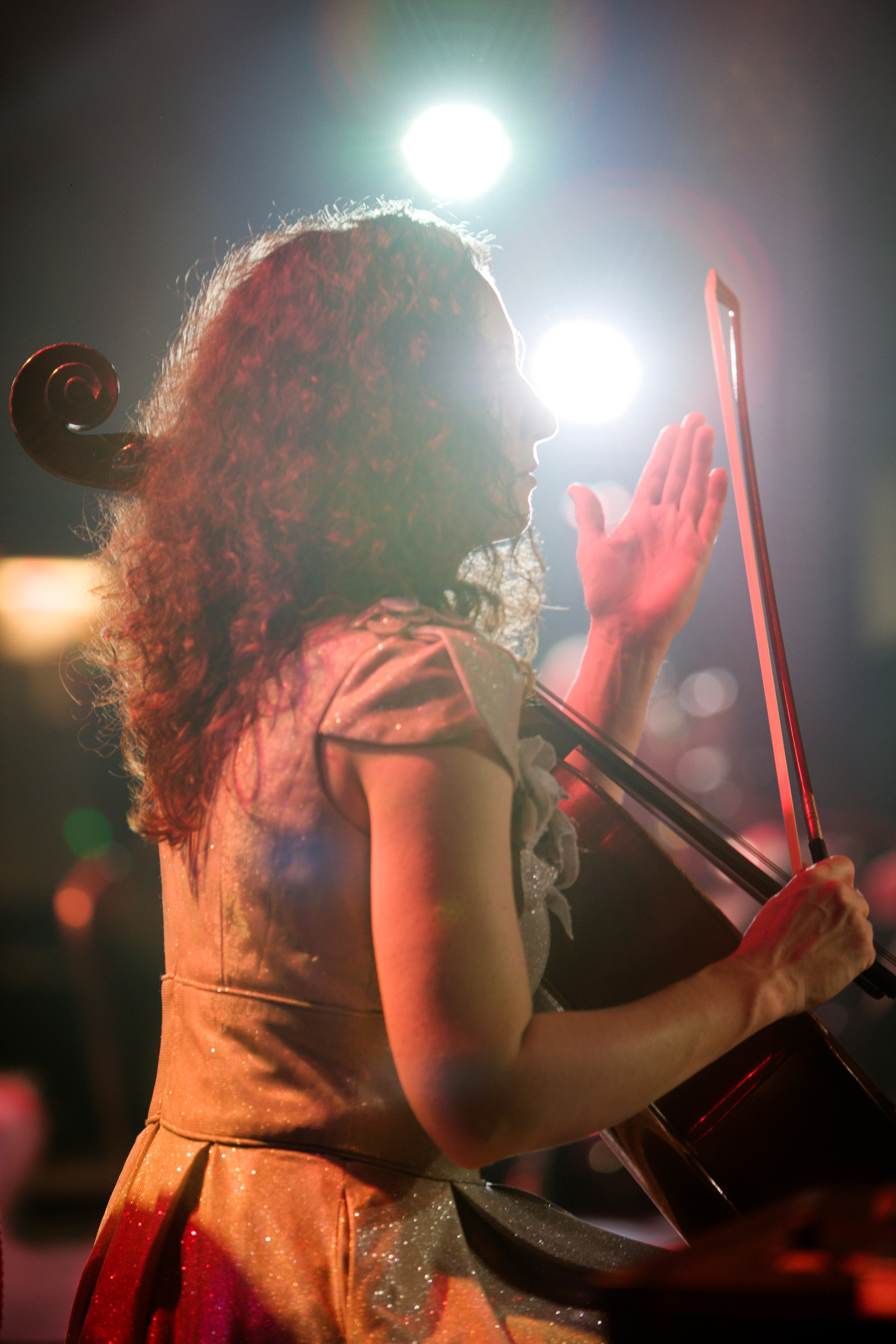 Юбилейный концерт Ярославны Калашниковой. Кутузов Евгений Фотограф в Южно-Сахалинске