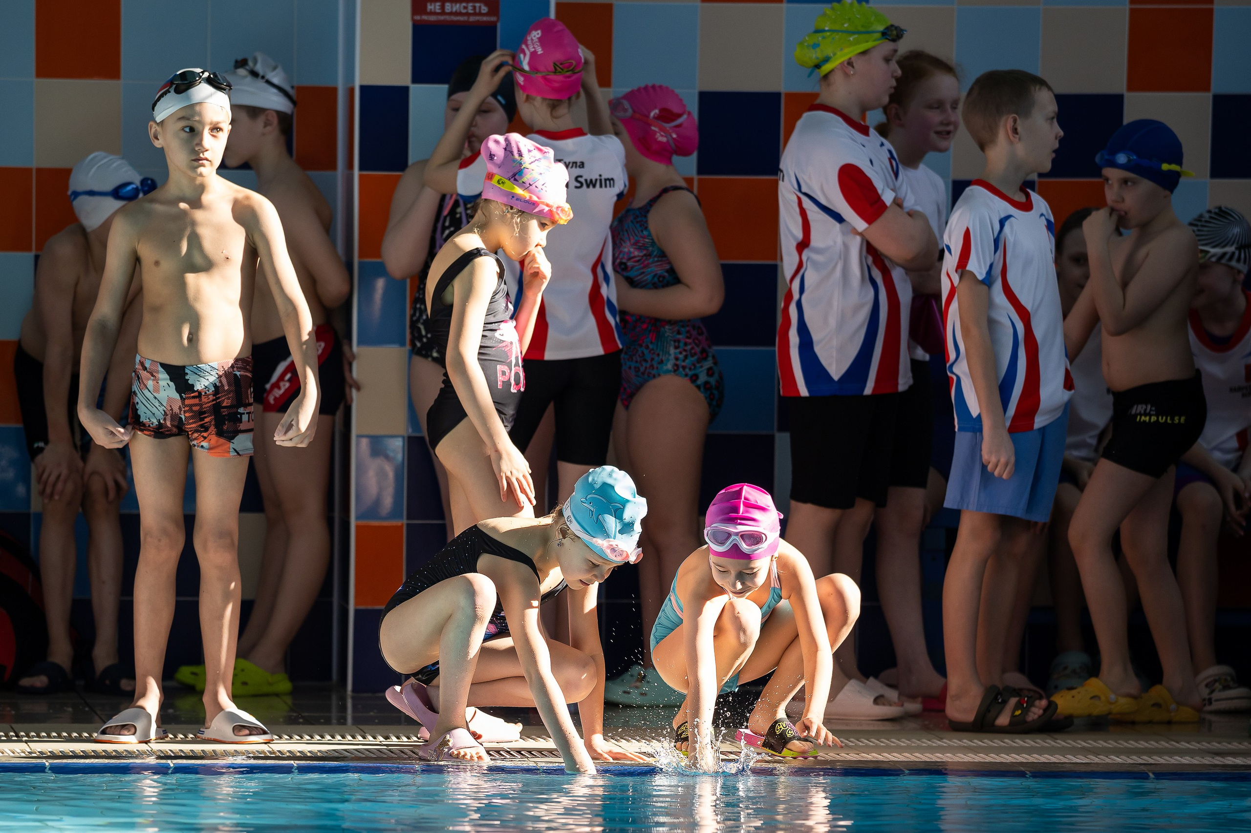 Мартовское солнышко на Весенних стартах клуба по плаванию Begin Swim. Свадебная фотосъёмка в Москве, Туле