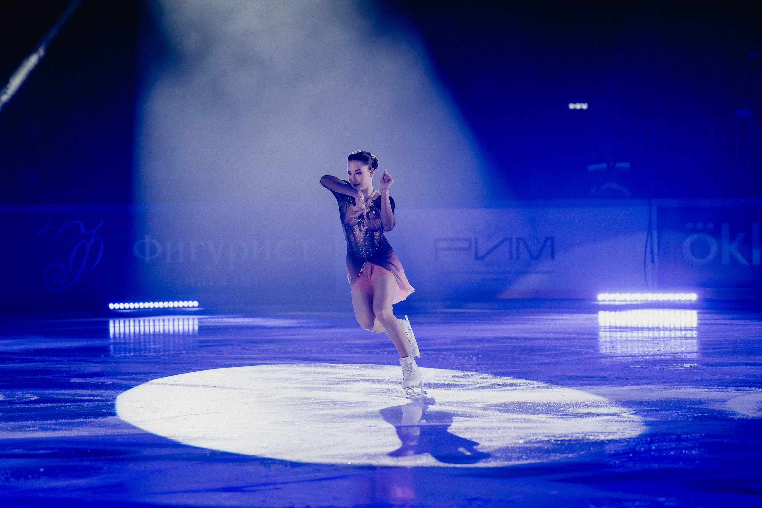 Шоу Этери Тутберидзе в Новосибирске. Воробьева Ксения — Спортивный и танцевальный фотограф Новосибирск