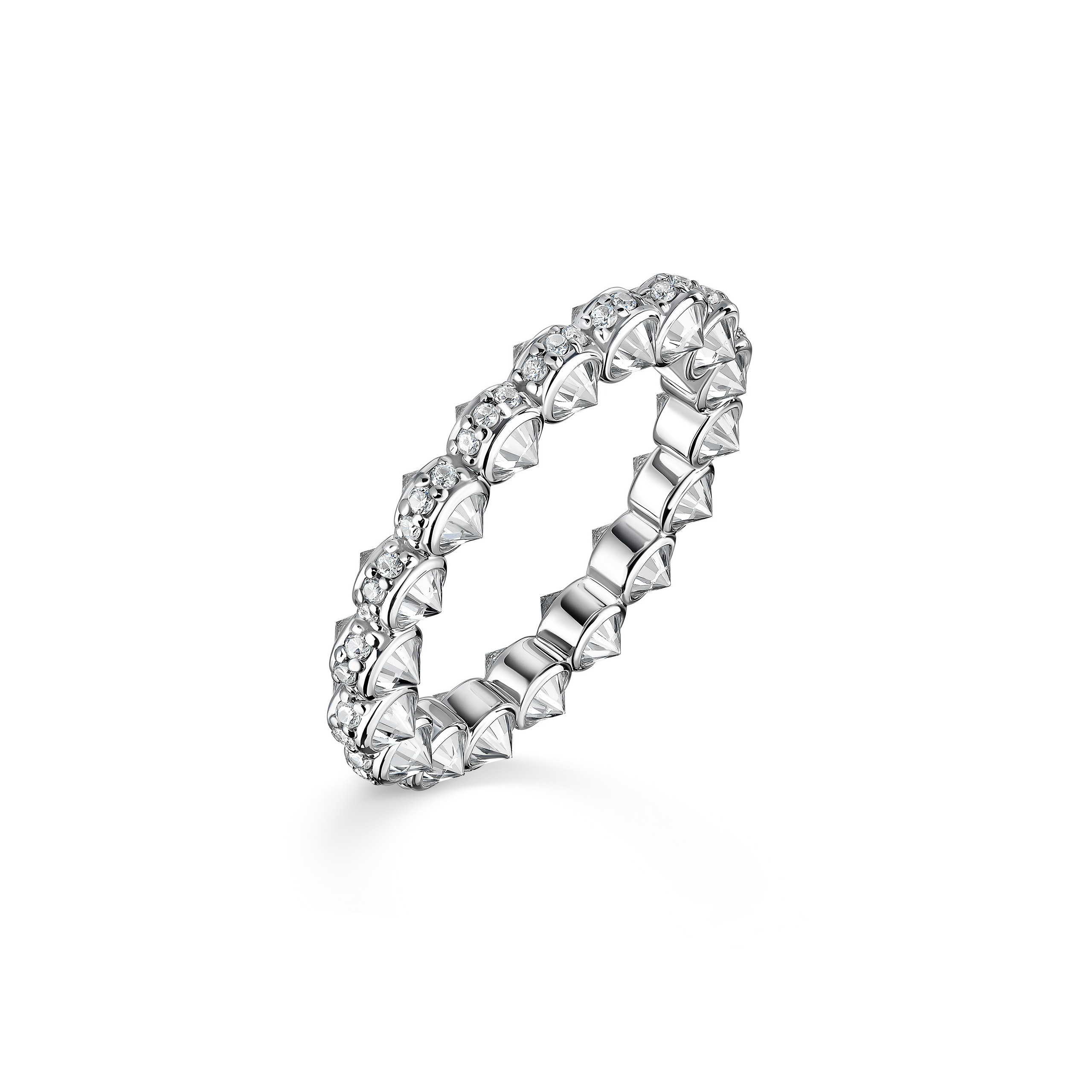 Кольцо из белого золота с бриллиантами, каталожная фотосъёмка для бренда La Voie Nomade.