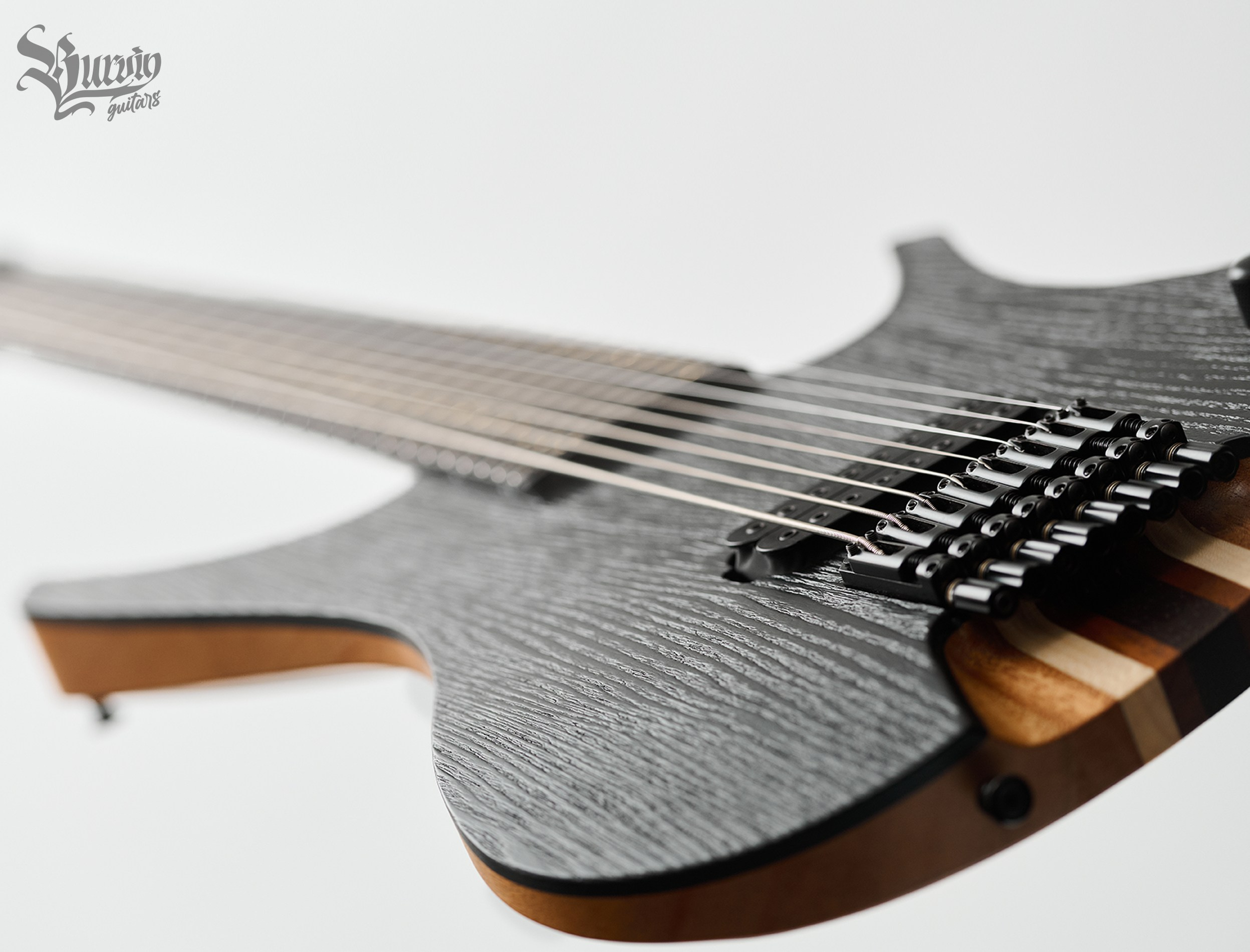 024 THREE AXES headless. Master of making guitars and basses to order