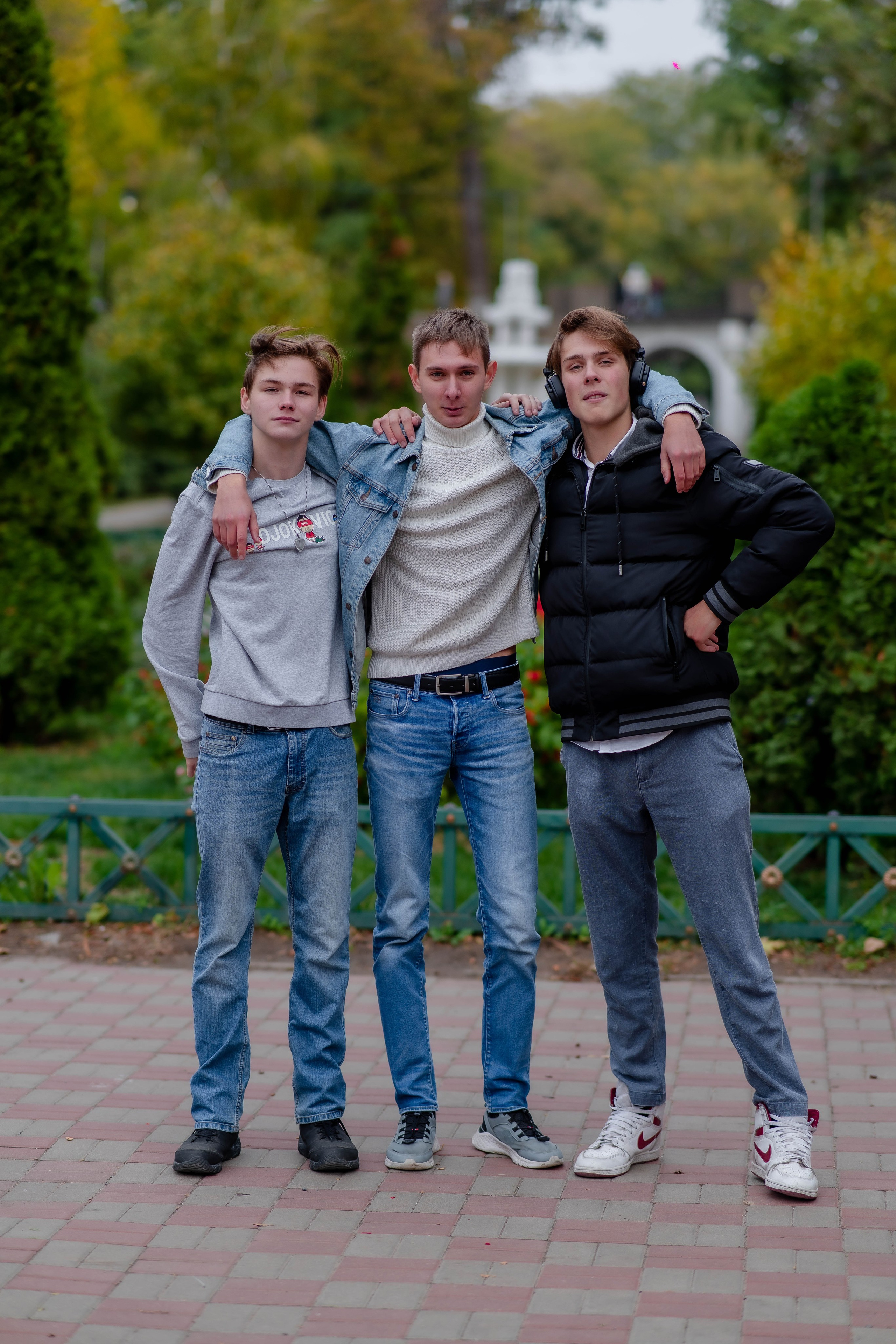 Выпускные (школьные) альбомы (книги) в Ростове-на-Дону. Современные Выпускные Альбомы в Ростове-на-Дону