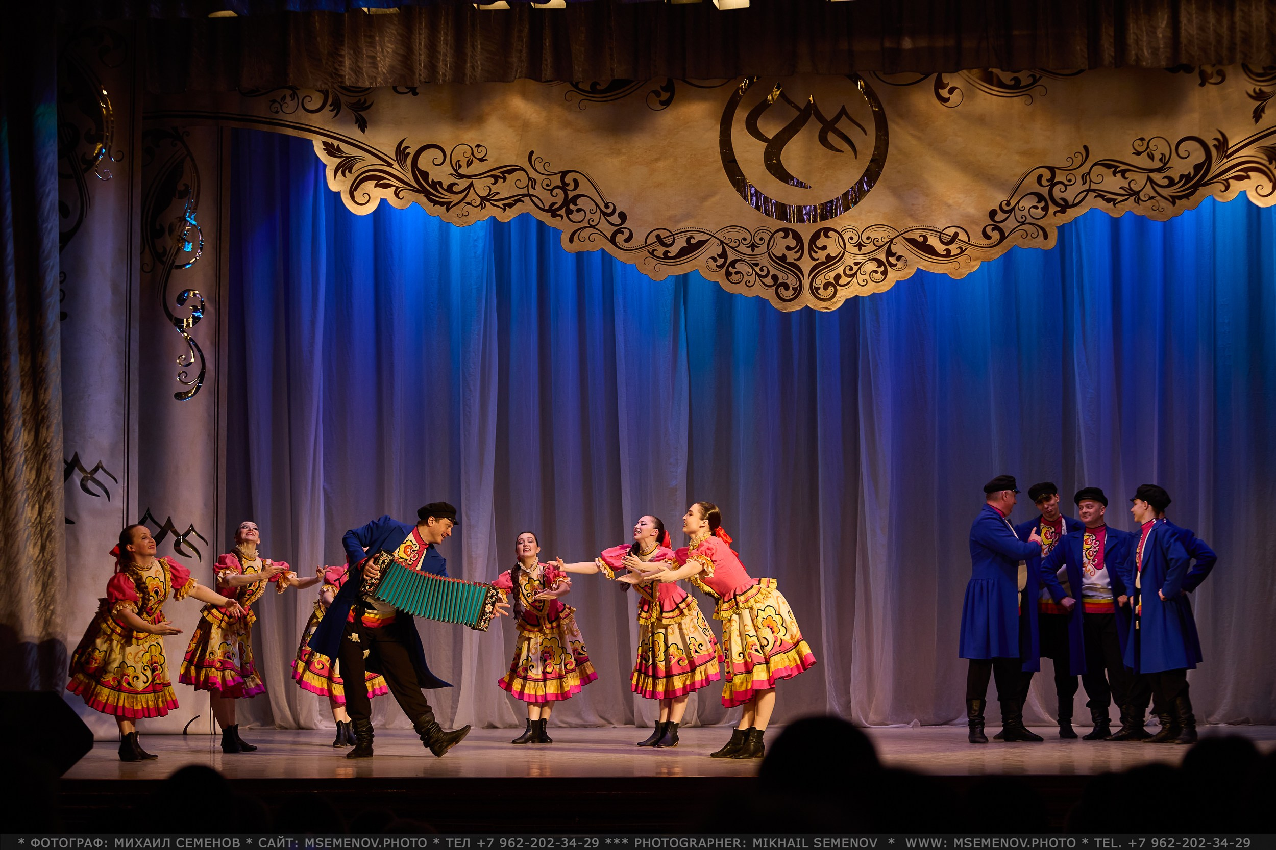 Фоторепортаж с Концерта «Волжанка» и «Задоринка»