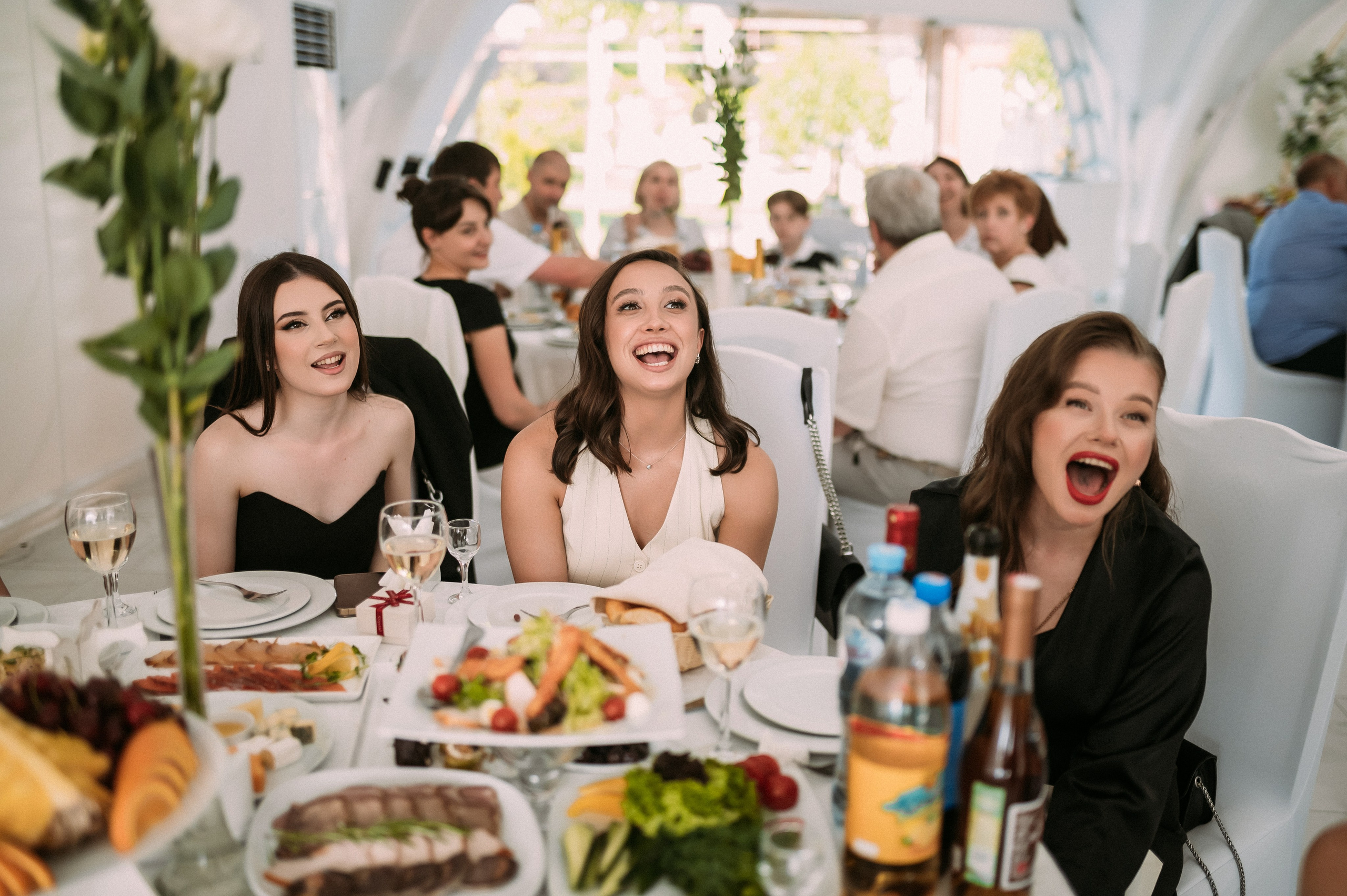 Фотографии со свадебного деня в Симферополе. Свадебный и семейный фотограф в Симферополе Дарья Маркова