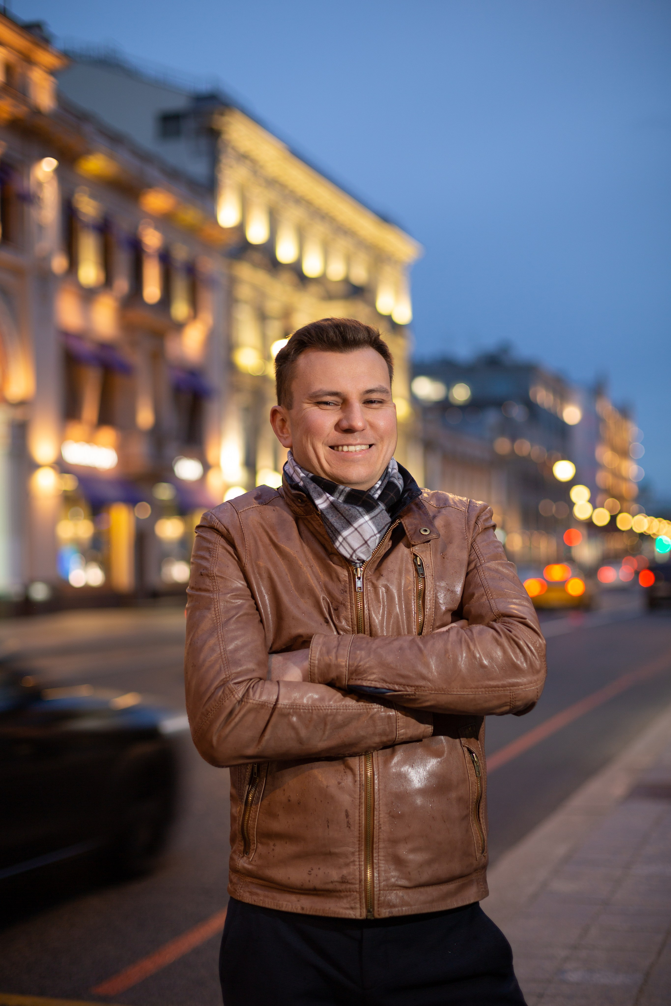 Наиль. Рекламный, предметный, репортажный, семейный фотограф и художник в Москве