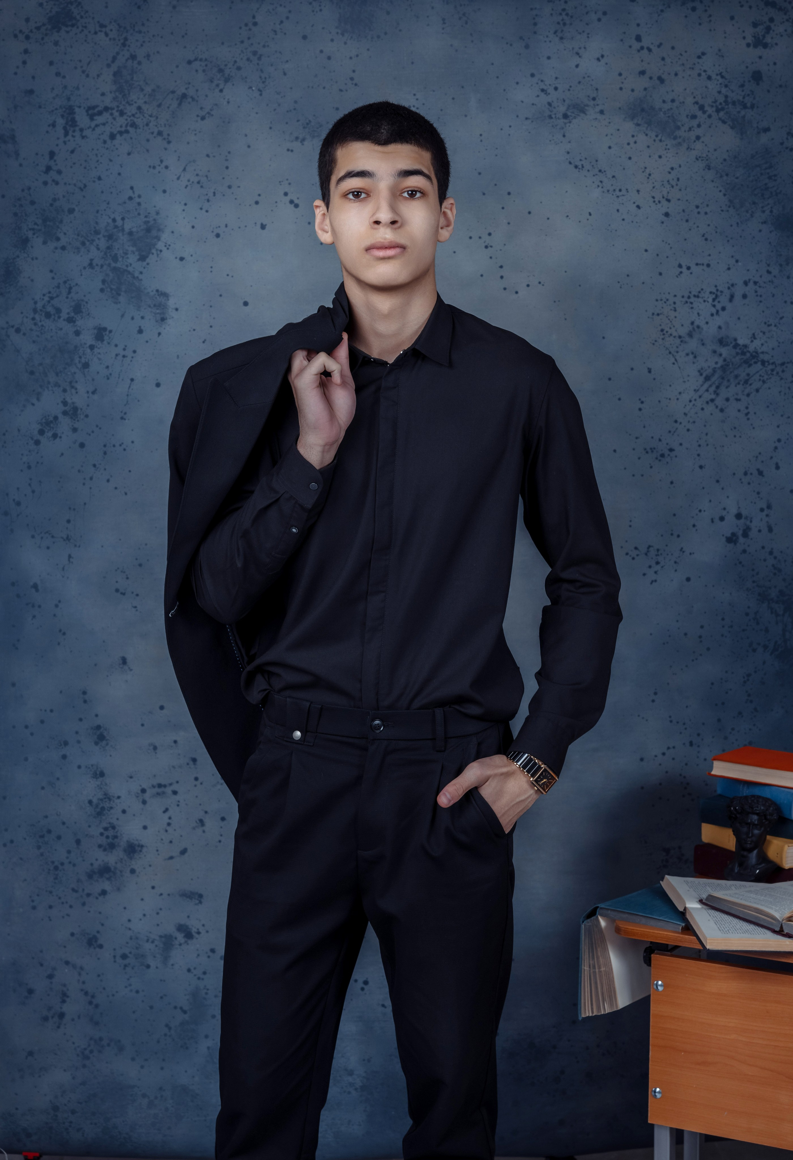 Старшая школа. Выпускные школьные фотоальбомы для школ и детских садов в Волгограде и Волжском