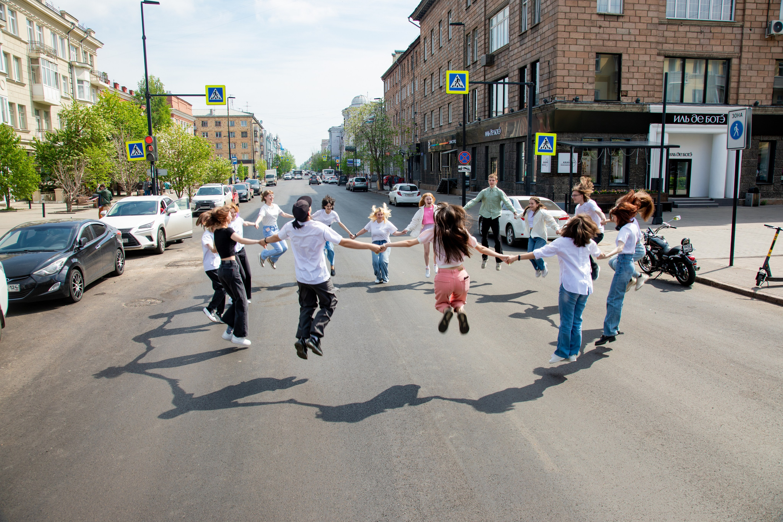 Выпускные альбомы в Красноярске. Студия Колибри