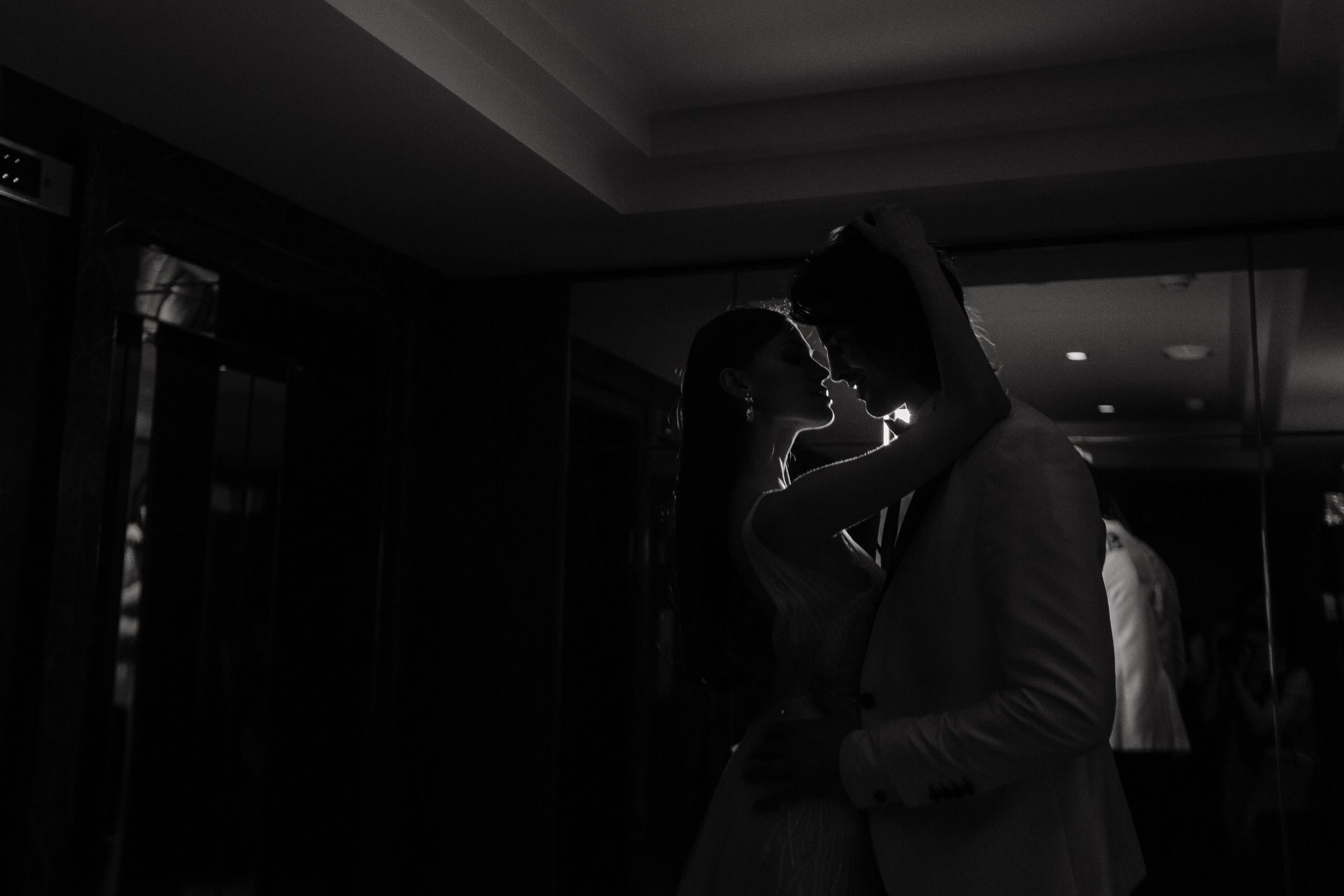 Портретные фотографии молодожёны свадебная фотосессия сборы невесты