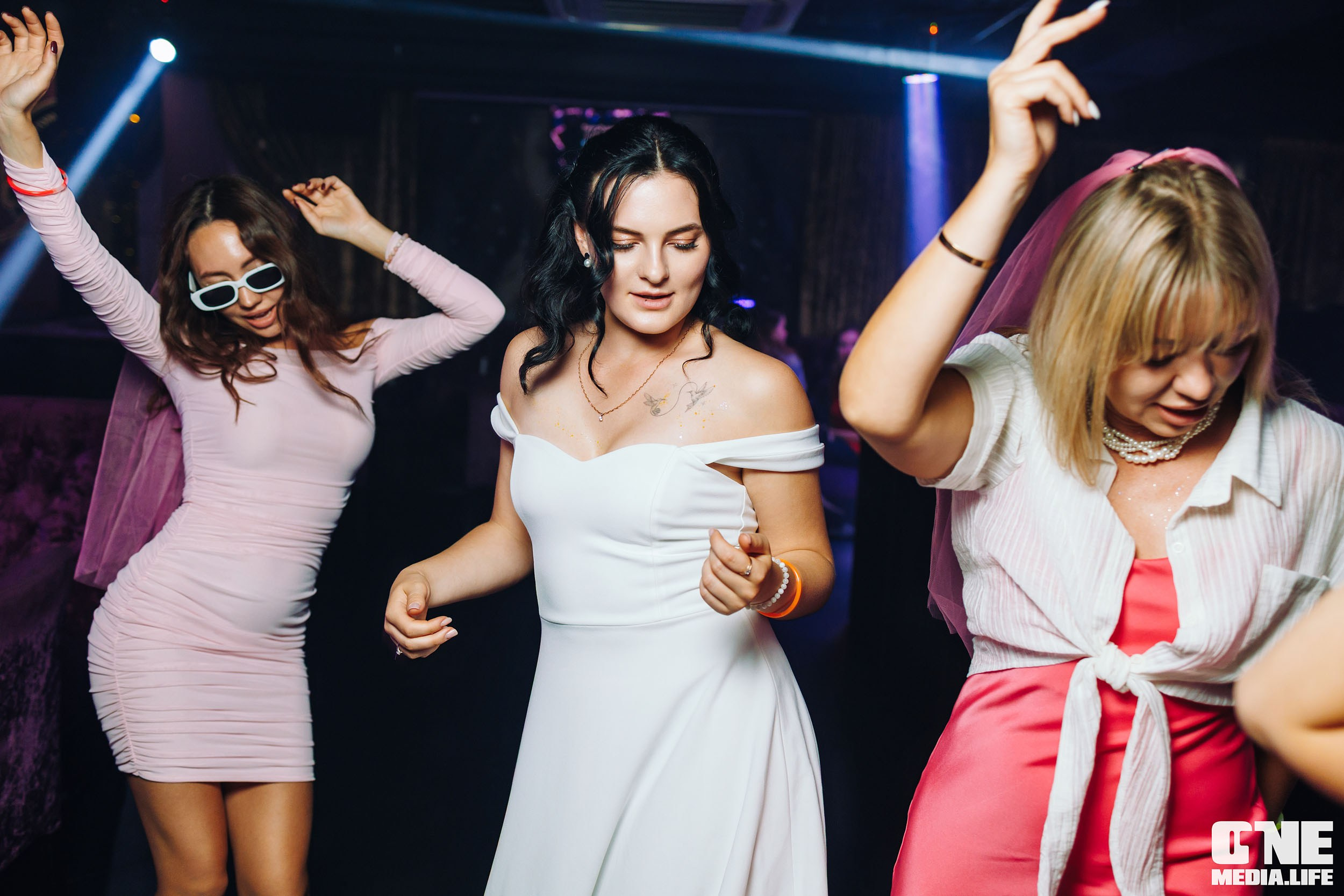 Фоторепортаж из караоке-клуба Эйфория. One Media Life: фоторепортажи, фотоотчеты с мероприятий и заведений