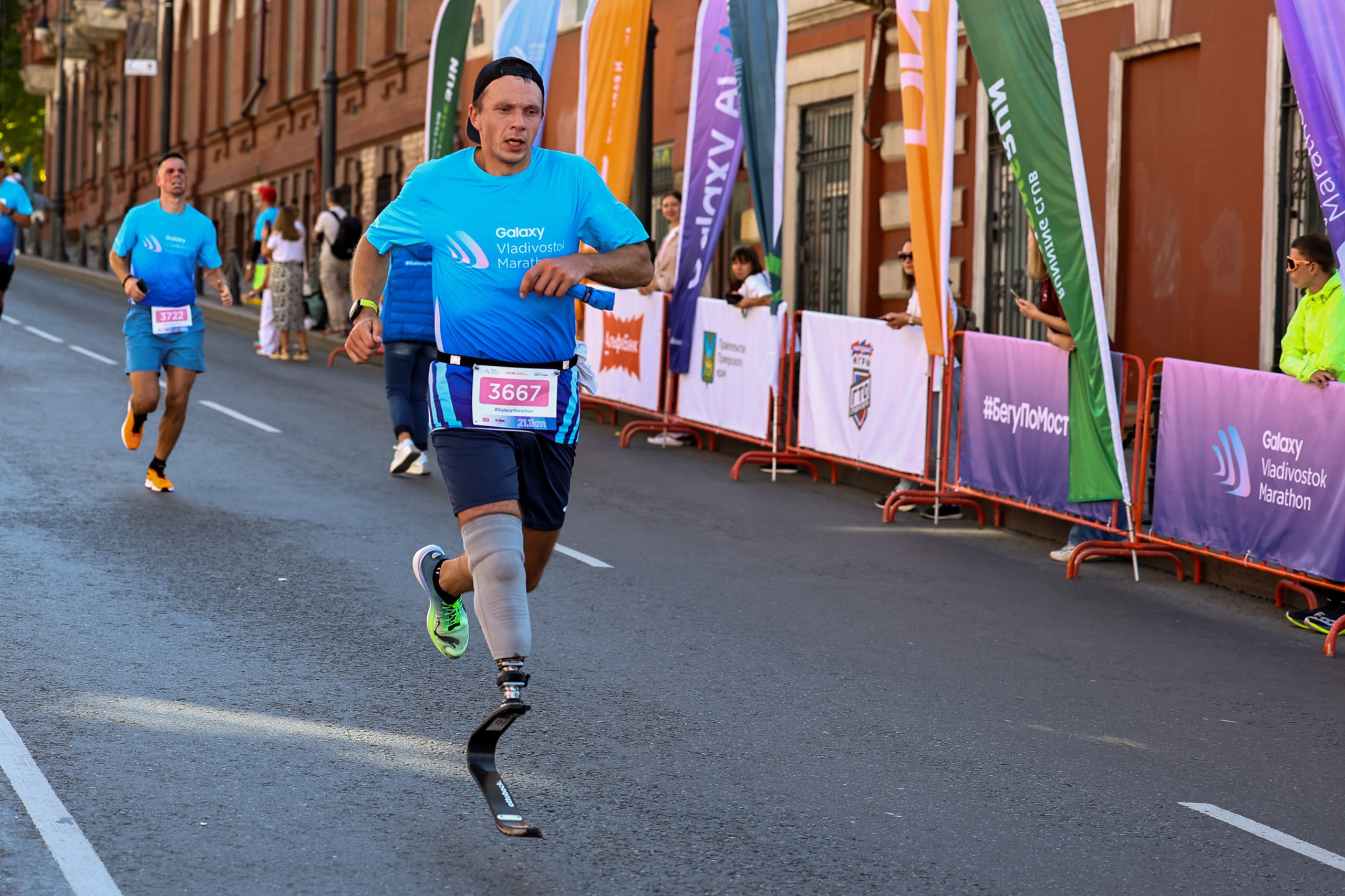 Репортажная фотосъемка во Владивостоке. Портретный, свадебный, репортажный фотограф во Владивостоке Юлиана Джули Фокс