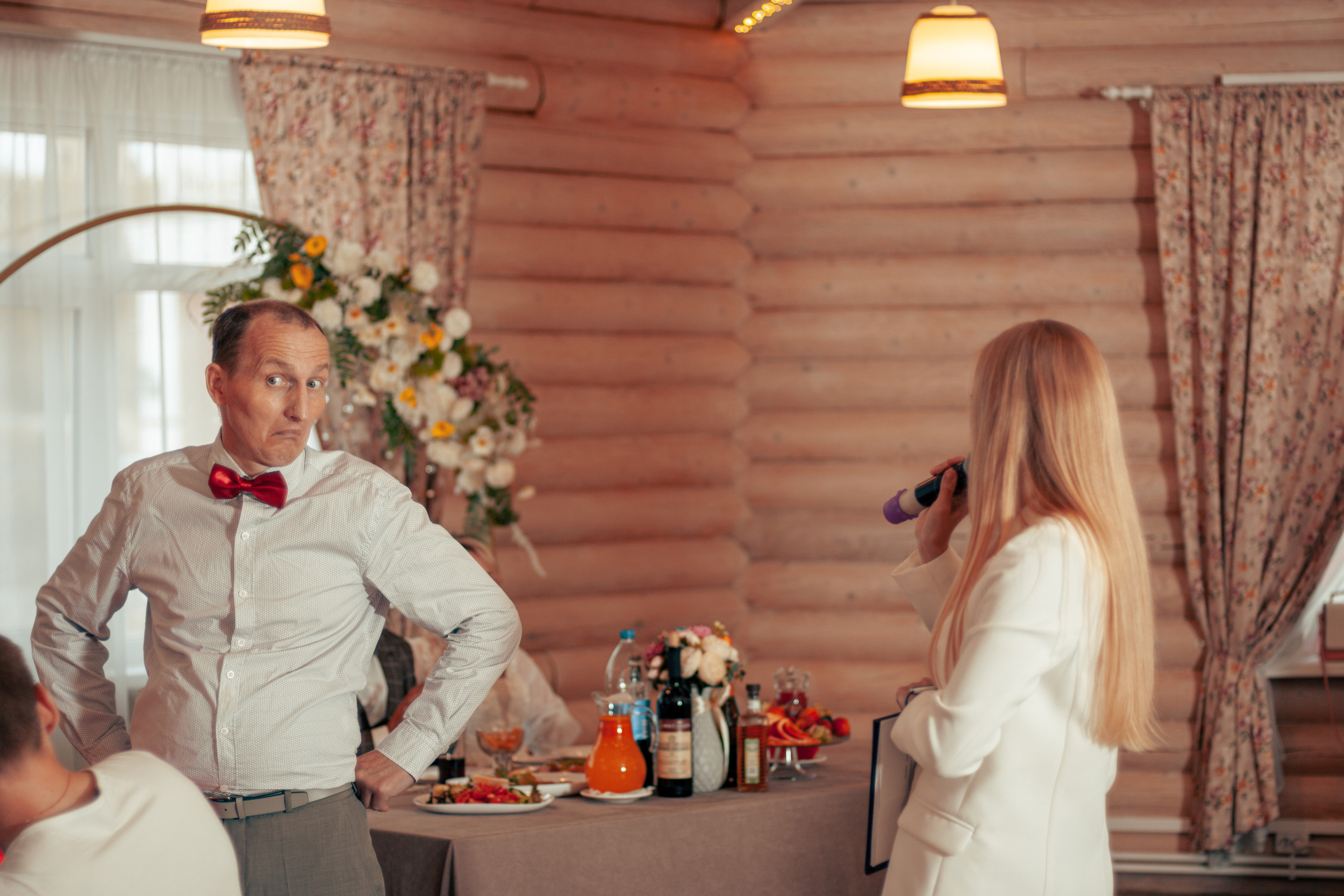 Ведущая на свадьбу Мария Снегур. Ведущий, Тамада, DJ, фото в Перми. Хорошее настроение