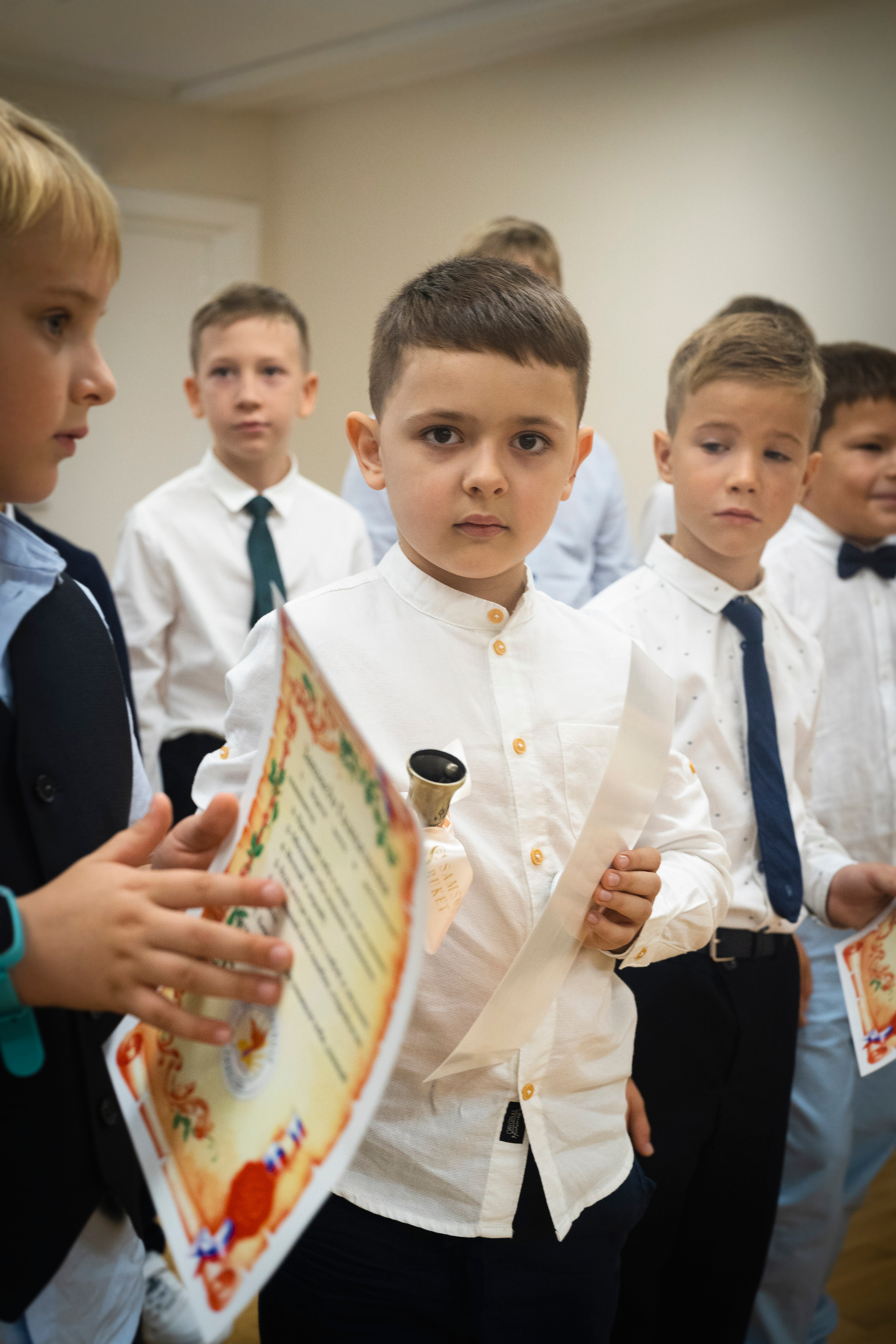 1 сентября праздник в школе ученики учителя гимназия частная школа первоклассники гимназисты первый звонок фотосъемка в школе фотограф на детский праздник