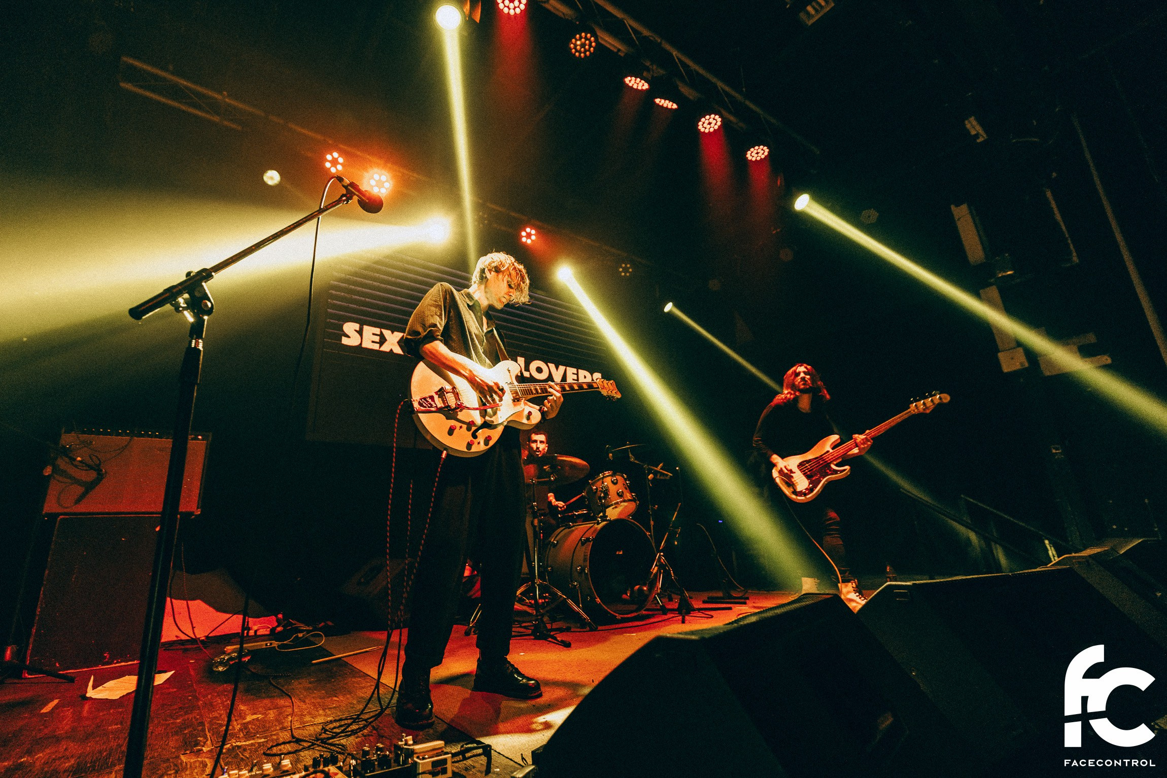 Sextape of Lovers. Face Control: Crónica social, anuncios de eventos y reportajes fotográficos