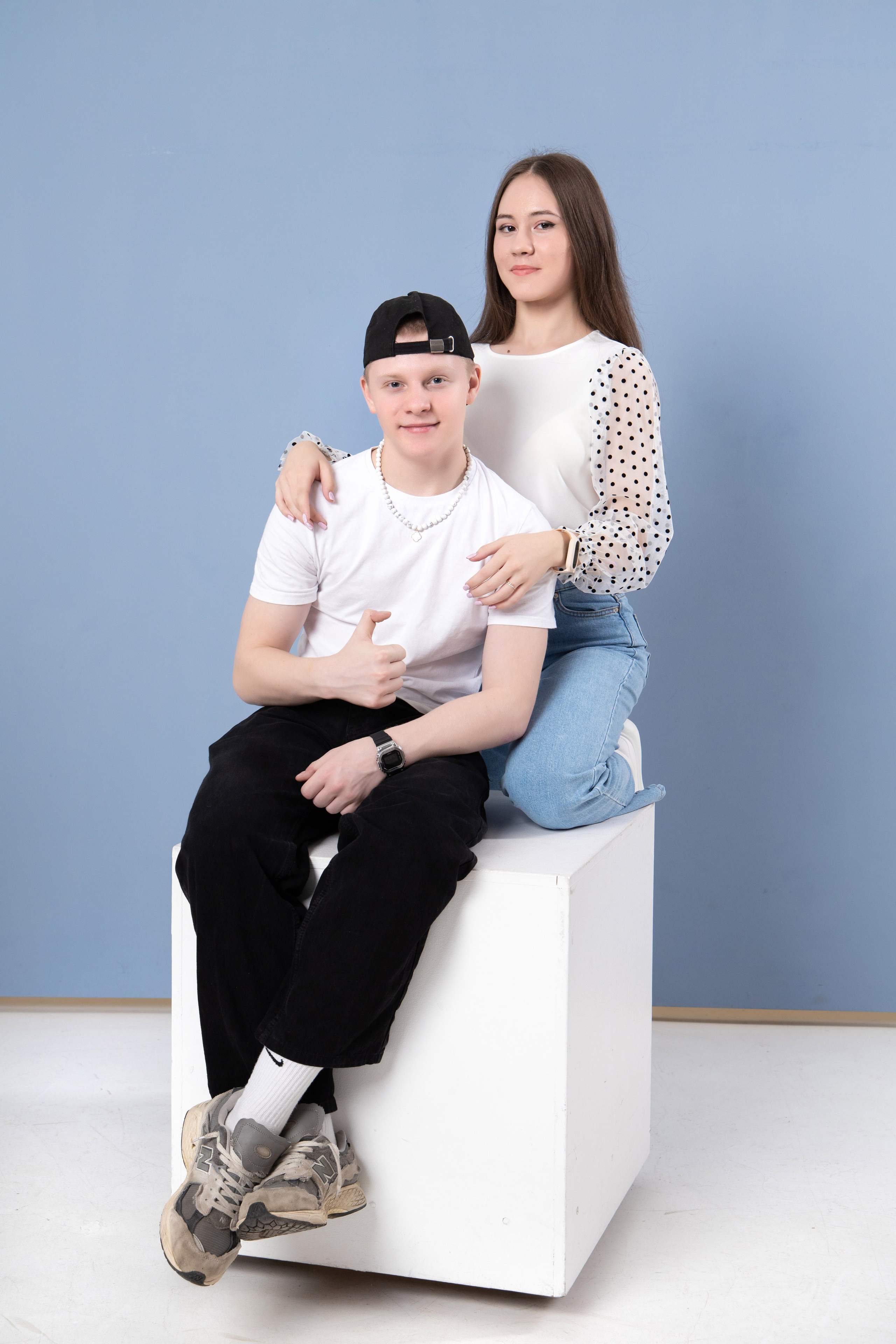 Выпускной альбом 9 и 11 класс. Выпускные альбомы в Москве и Подмосковье