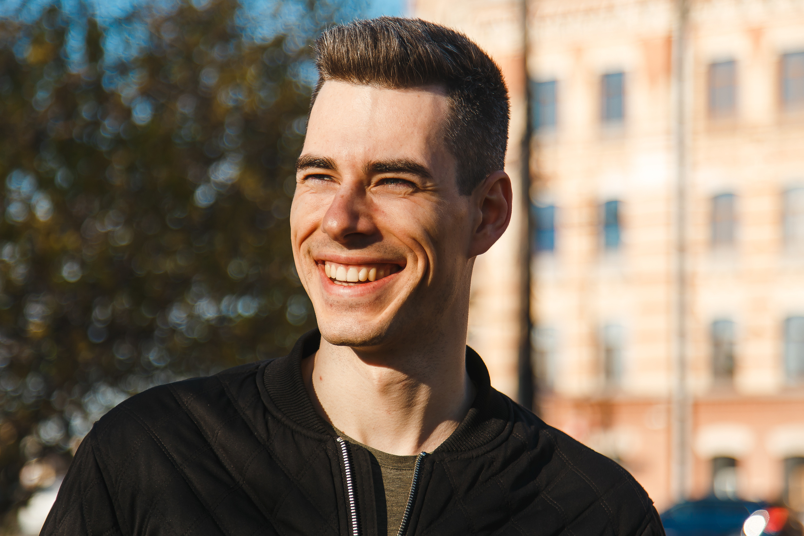 Авторский социальный фотопроект Улыбнись Петербург! фотограф в Санкт-Петербурге Антонина Линова, портретный фотограф в СПб