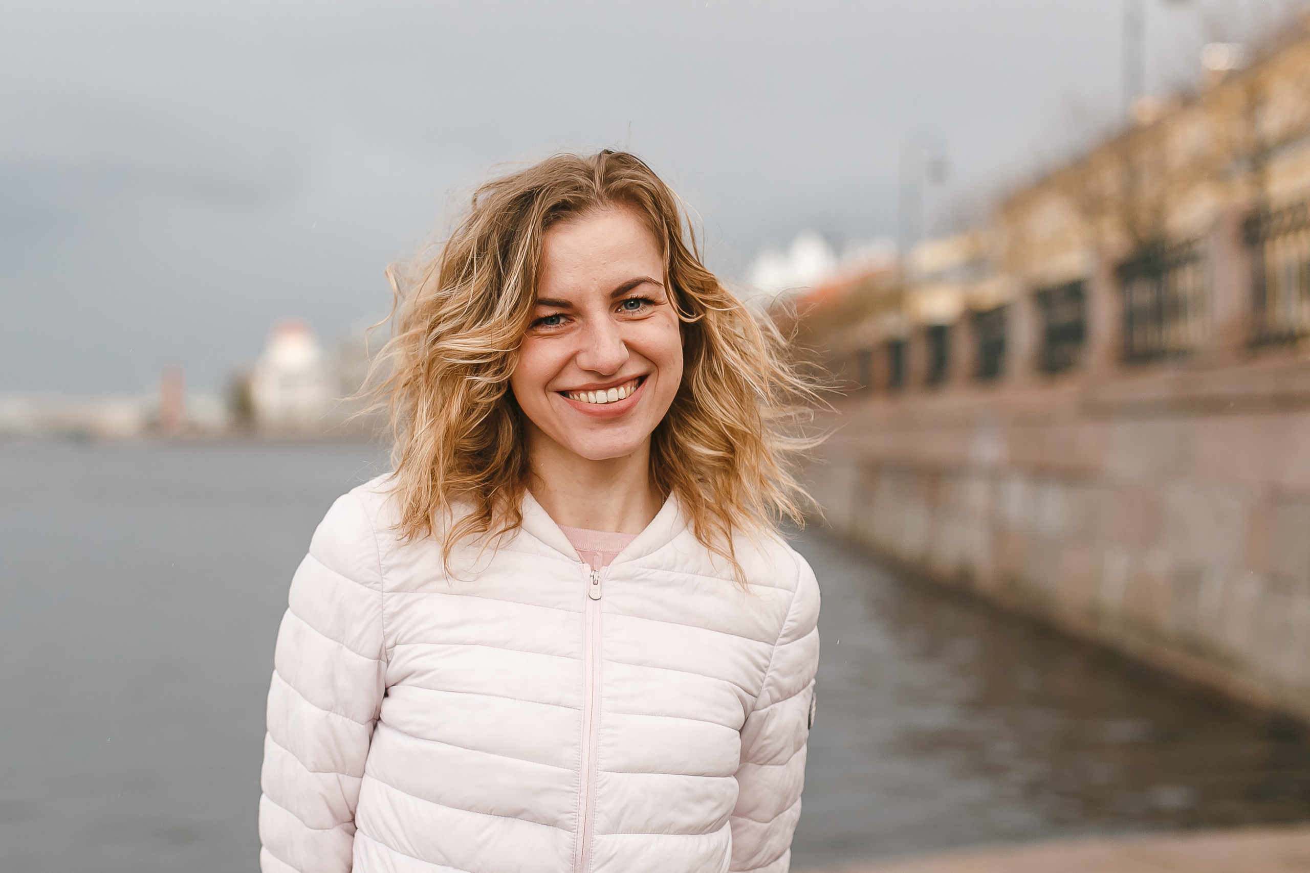 Авторский социальный фотопроект Улыбнись Петербург! фотограф в Санкт-Петербурге Антонина Линова, портретный фотограф в СПб