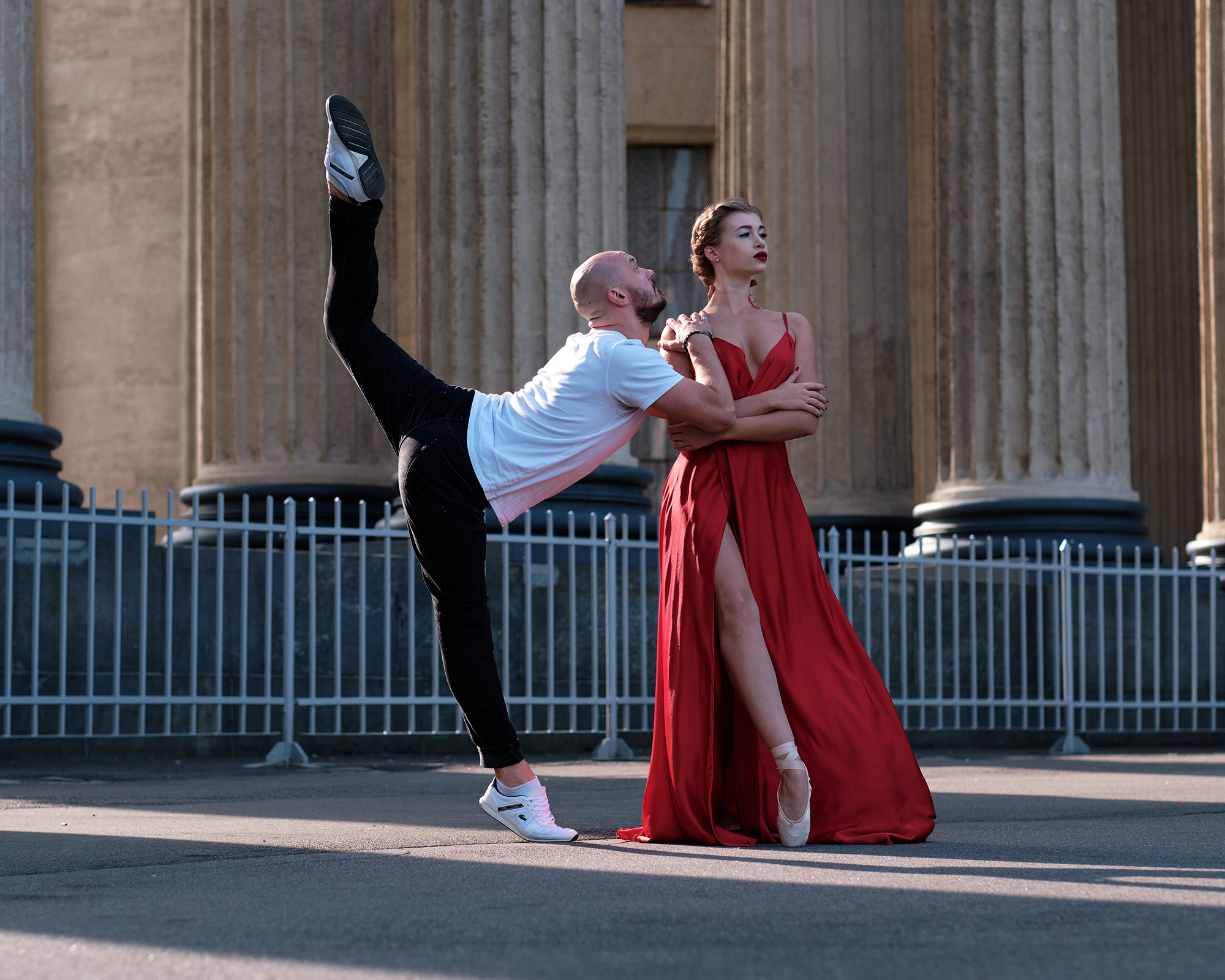 Балетная фотосессия Виталия и Даши у Исаакиевского Собора. Портретная фотосъемка в Москве. Фотограф Алексей Афанасьев