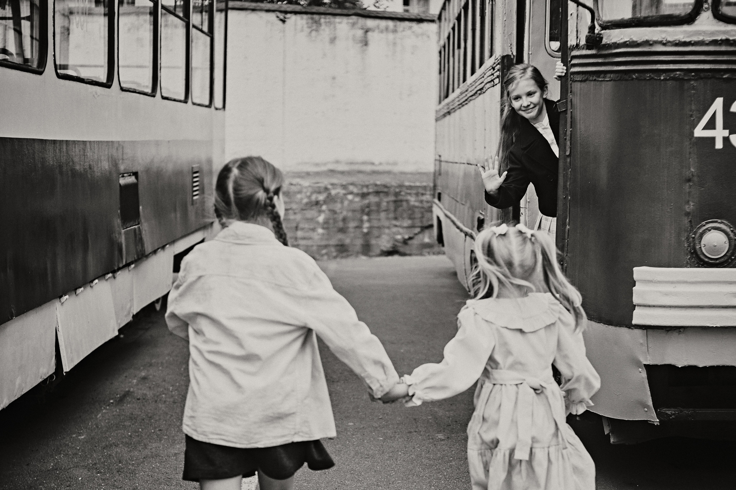 Творческая фотосессия в трамвае. Фотограф в Минске Алёна Дианина