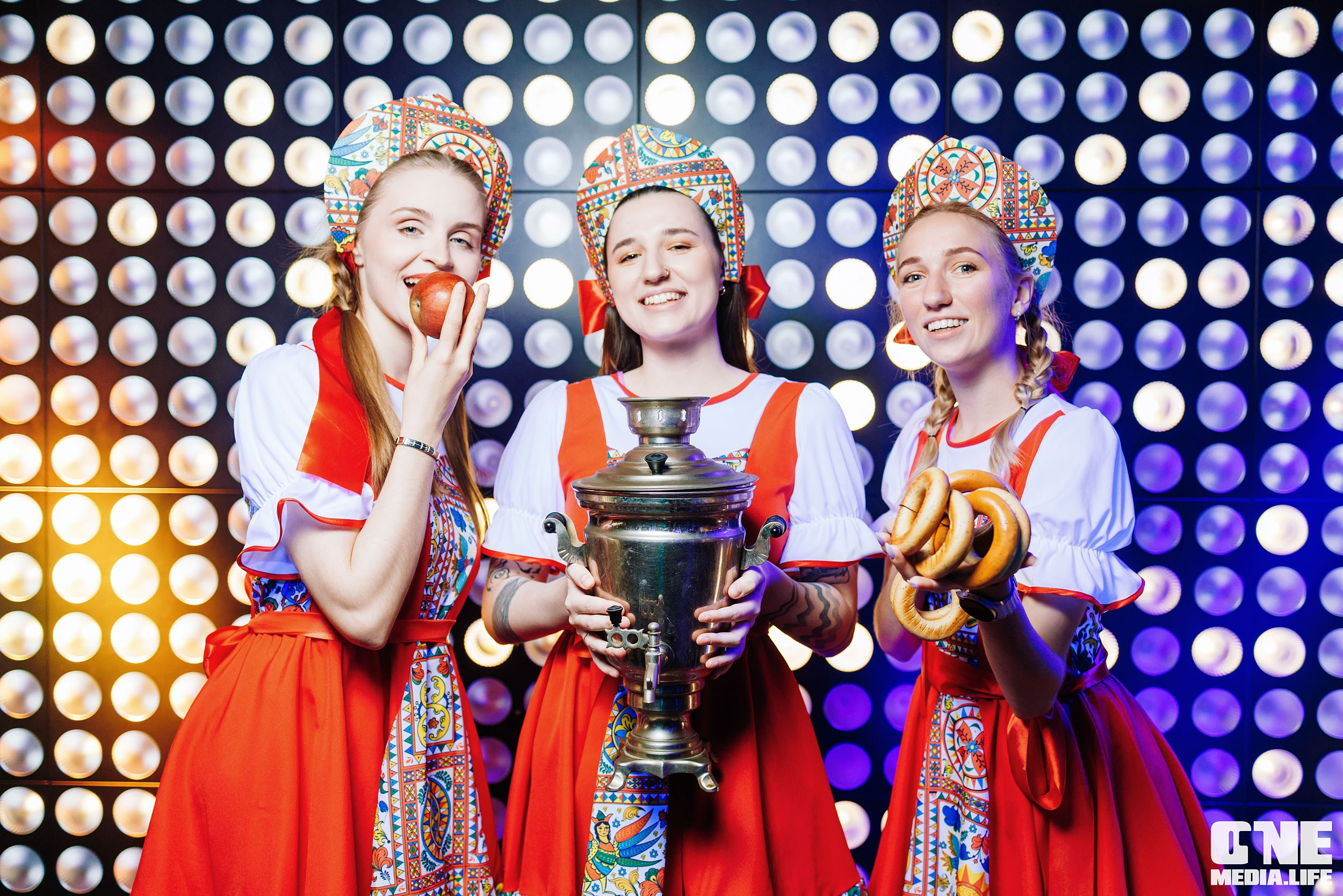 Фоторепортаж из караоке-клуба Эйфория. One Media Life: фоторепортажи, фотоотчеты с мероприятий и заведений