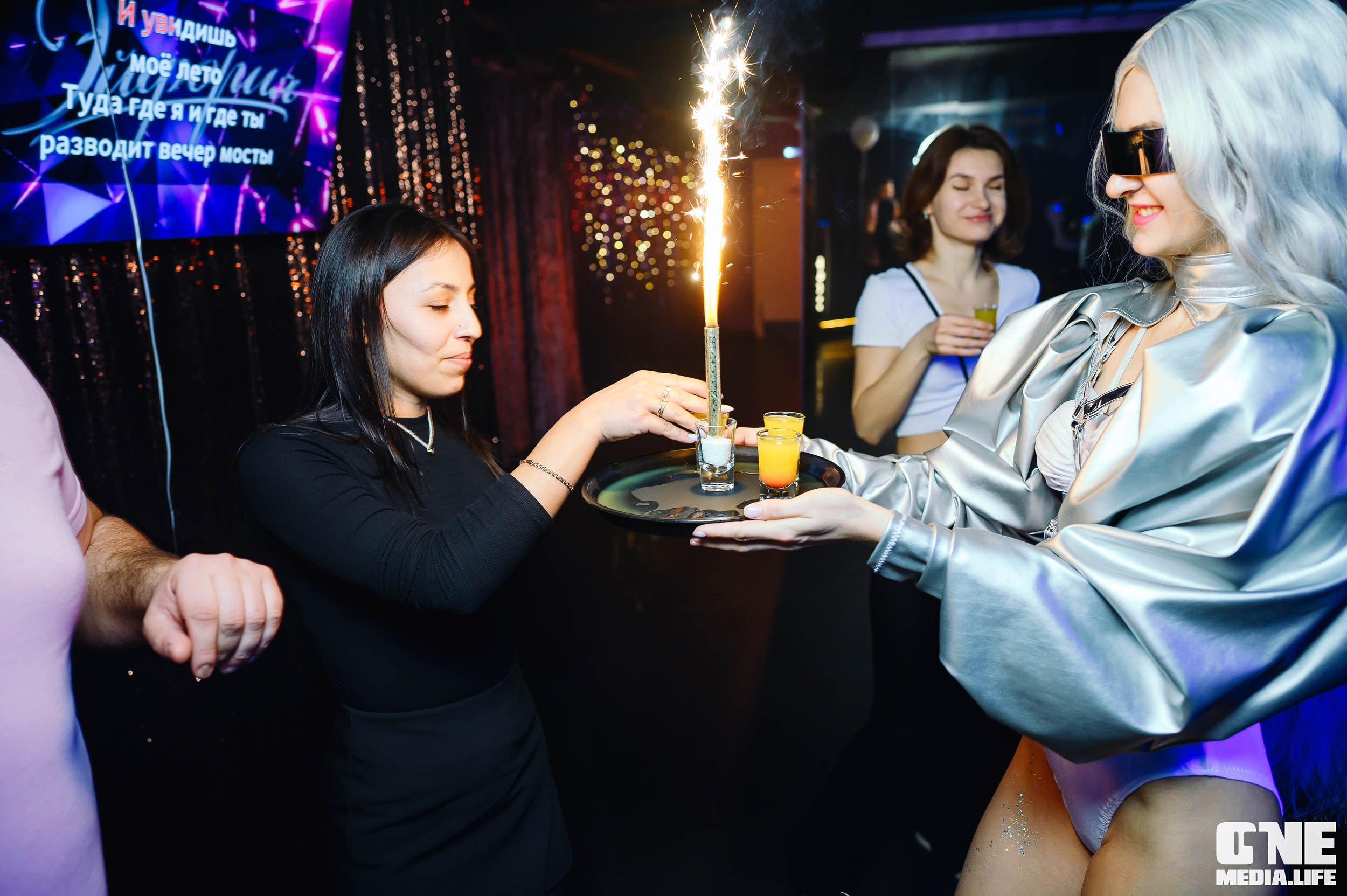 Фотоотчет из караоке-клуба Эйфория. One Media Life: фоторепортажи, фотоотчеты с мероприятий и заведений