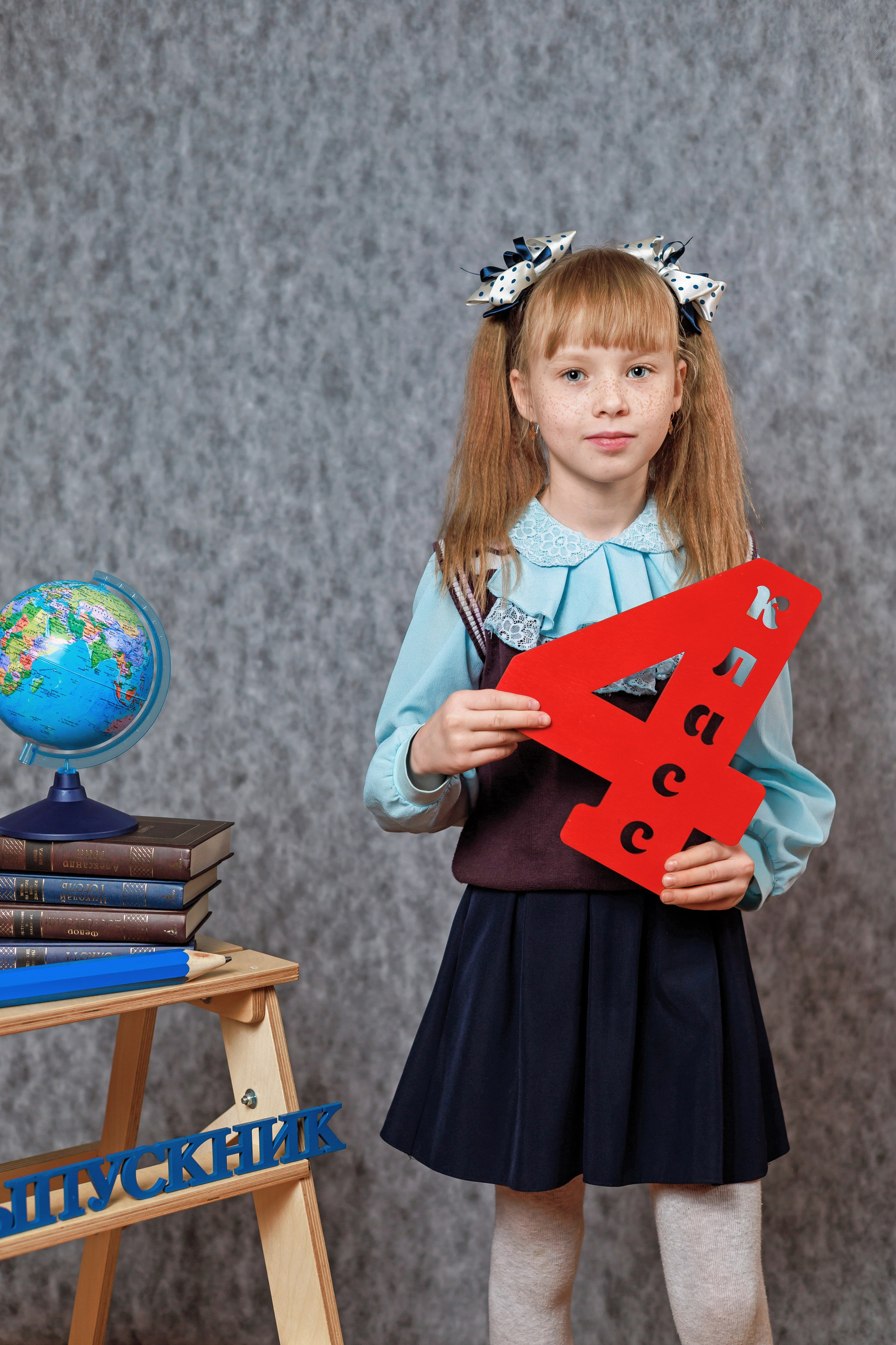Выпускные альбомы для школьников. Олеся Пучковская фотограф, Белогорск, Амурская область