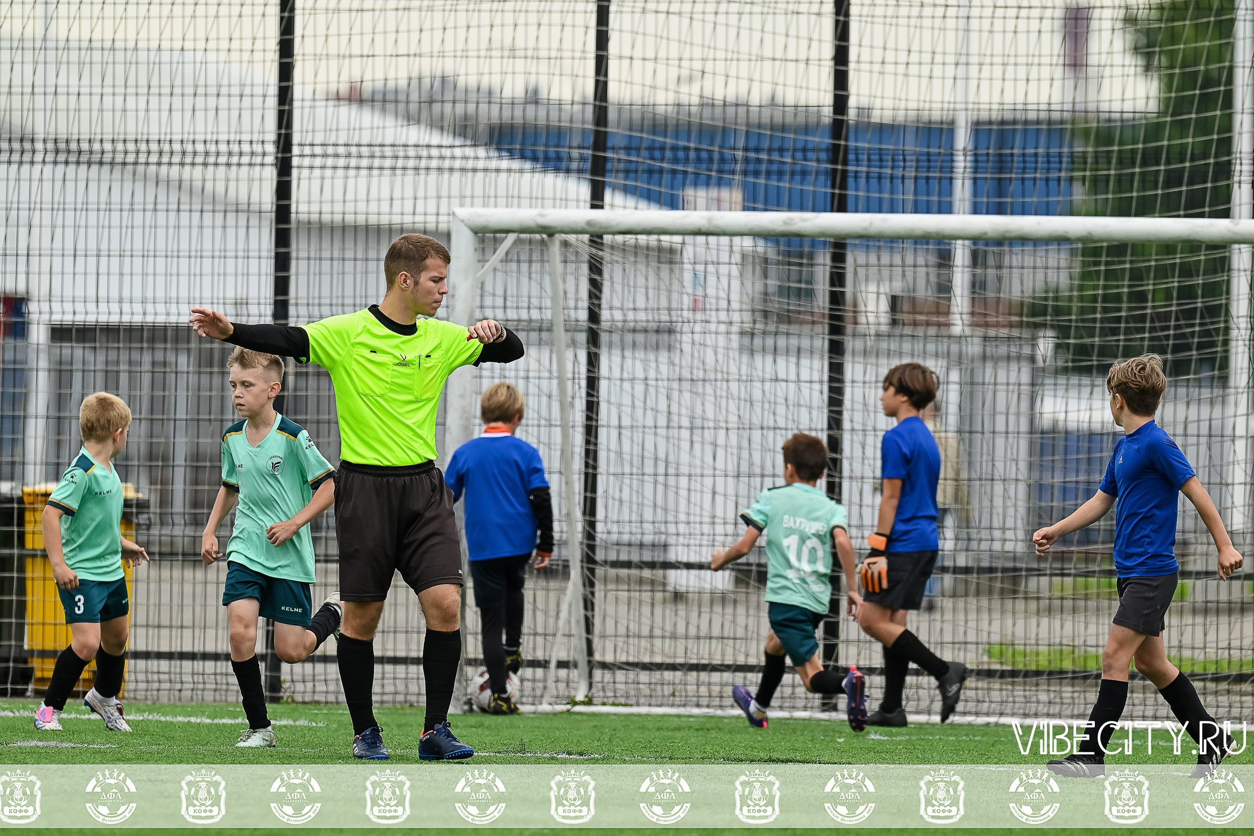 Калининградская Детская Футбольная Лига. VIBECITY.RU Вайб Сити Ру Фоторепортажи Фотоотчеты Калининград