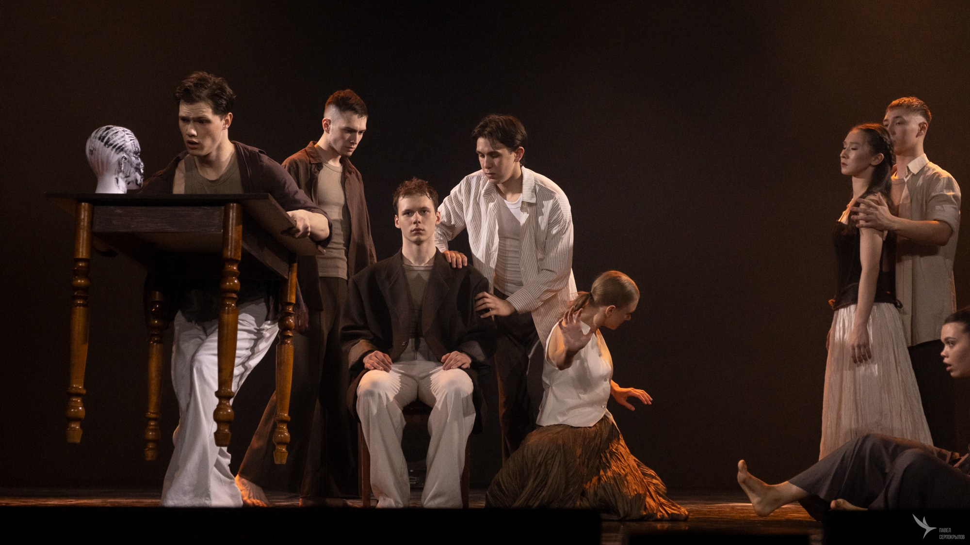 Пластический спектакль команды СЕВЕР «Голос ветра. Молчание мрамора». Репортажный фотограф в Казани Павел Серпокрылов