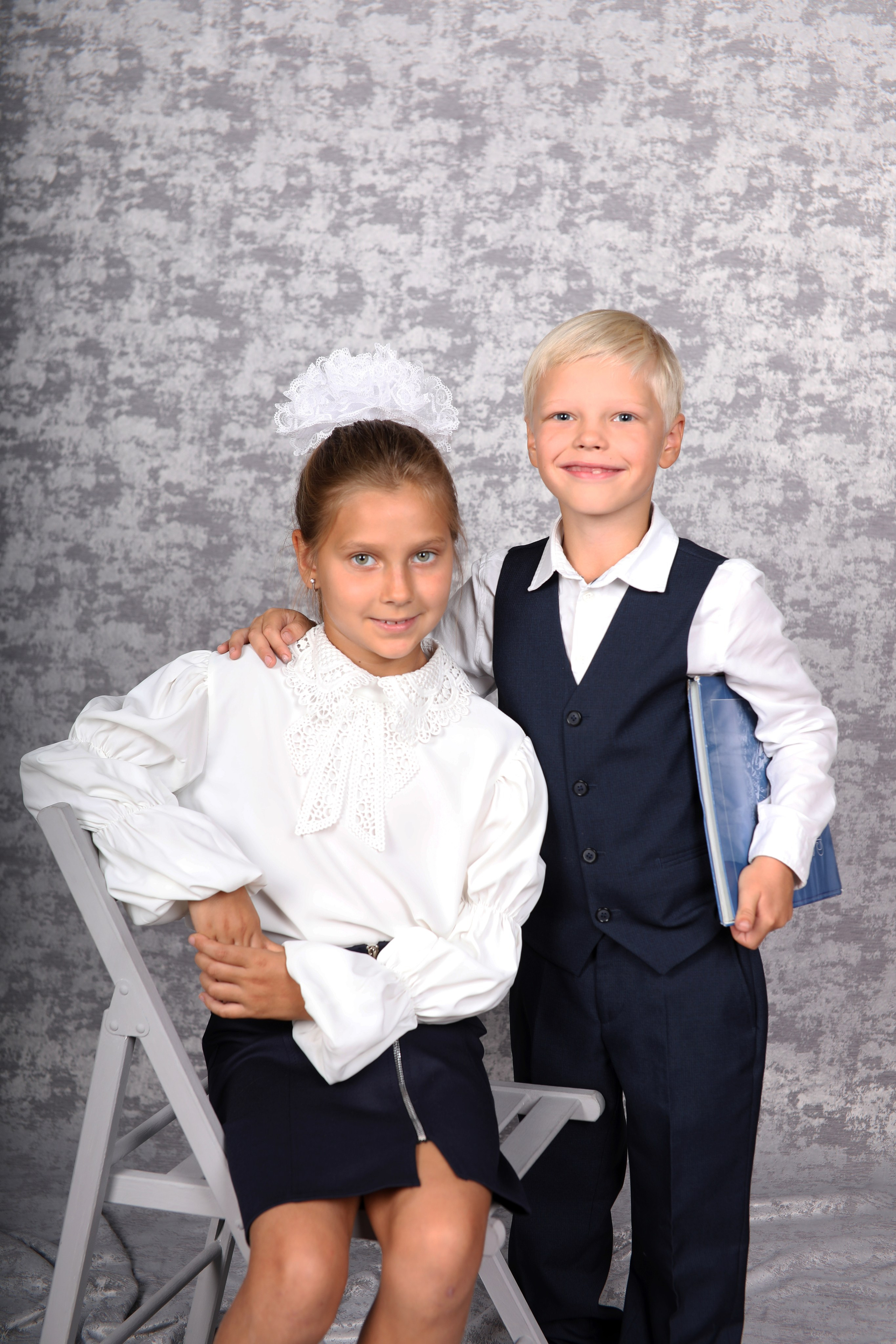 Выпускные альбомы в Красноярске. Студия Колибри